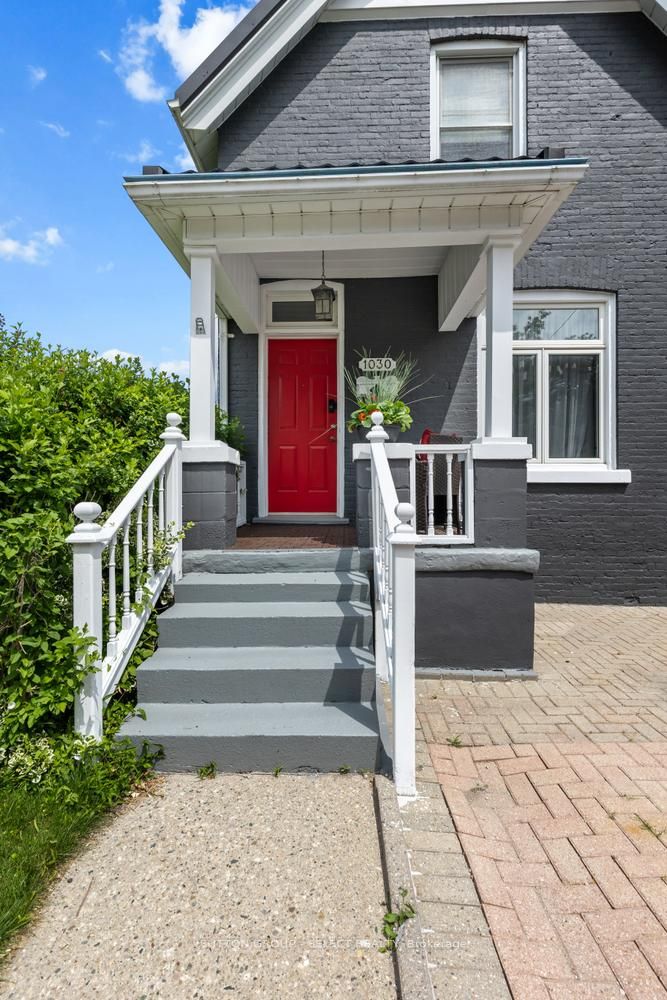 1030 York Street, London East, ON N5W 2T5