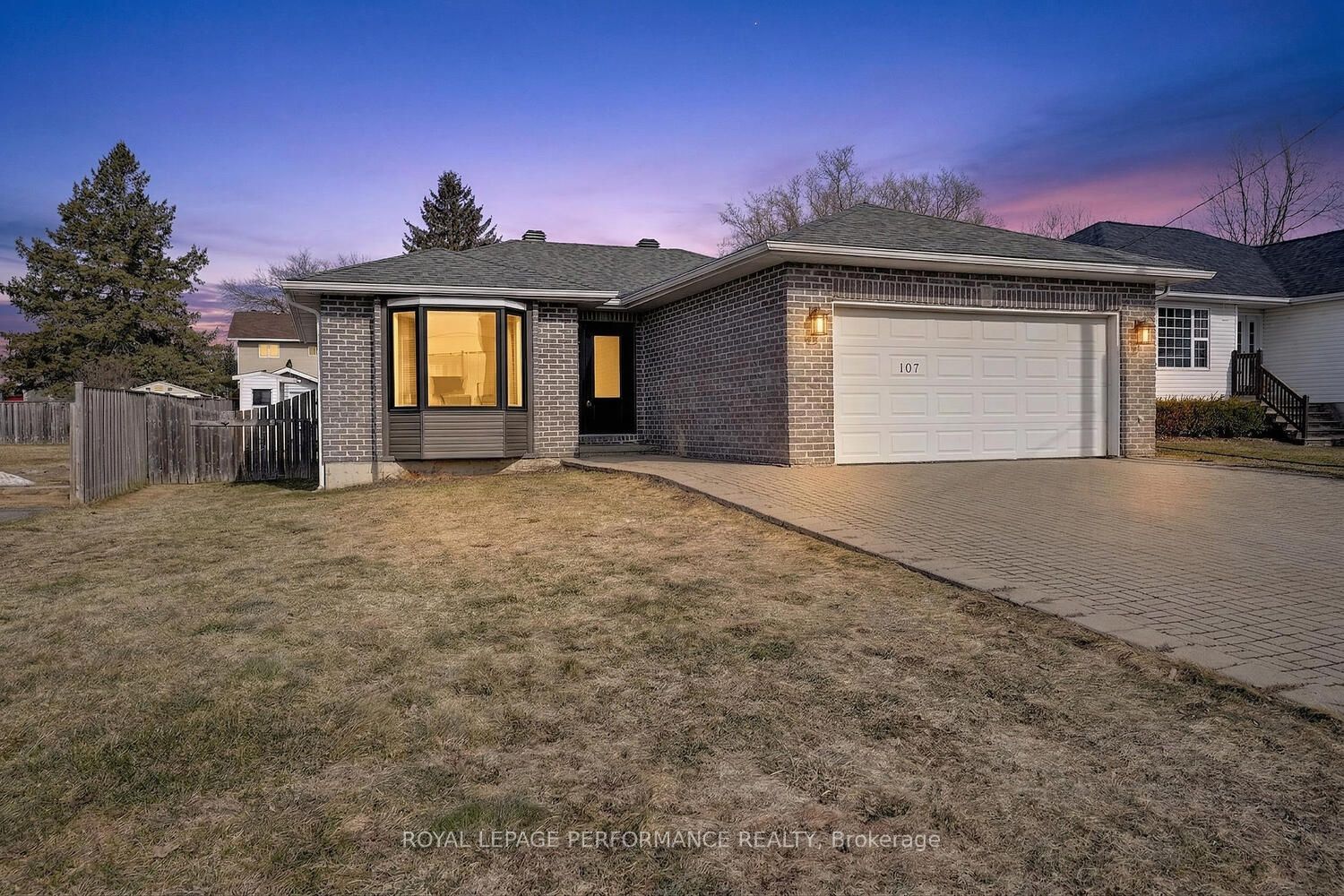 107 Lorne Street, Smiths Falls, ON K7A 3L1