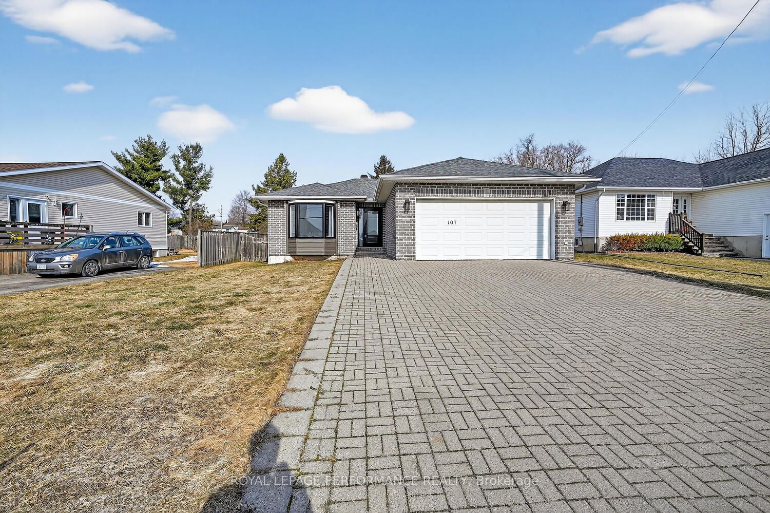 107 Lorne Street, Smiths Falls, ON K7A 3L1 photo 5
