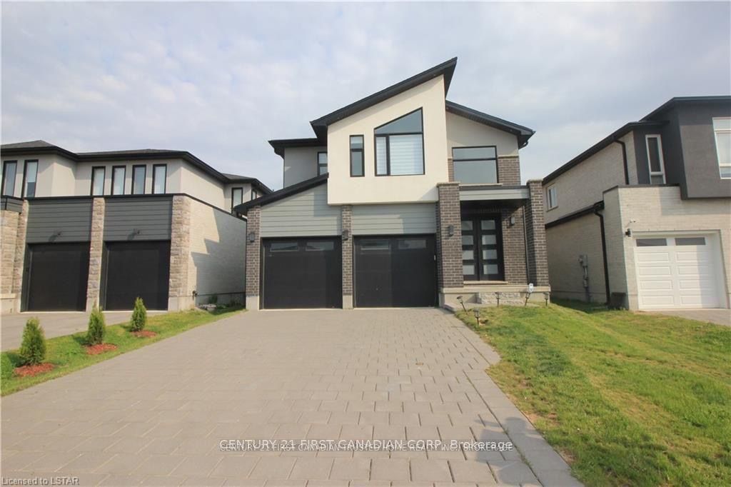 1300 Twilite Boulevard, London North, ON N6G 0X8