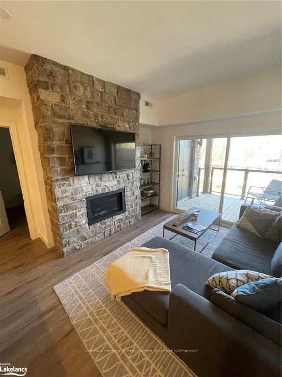 13 BEAUSOLEIL Lane 104, Blue Mountains, ON L9Y 0H2 photo 5