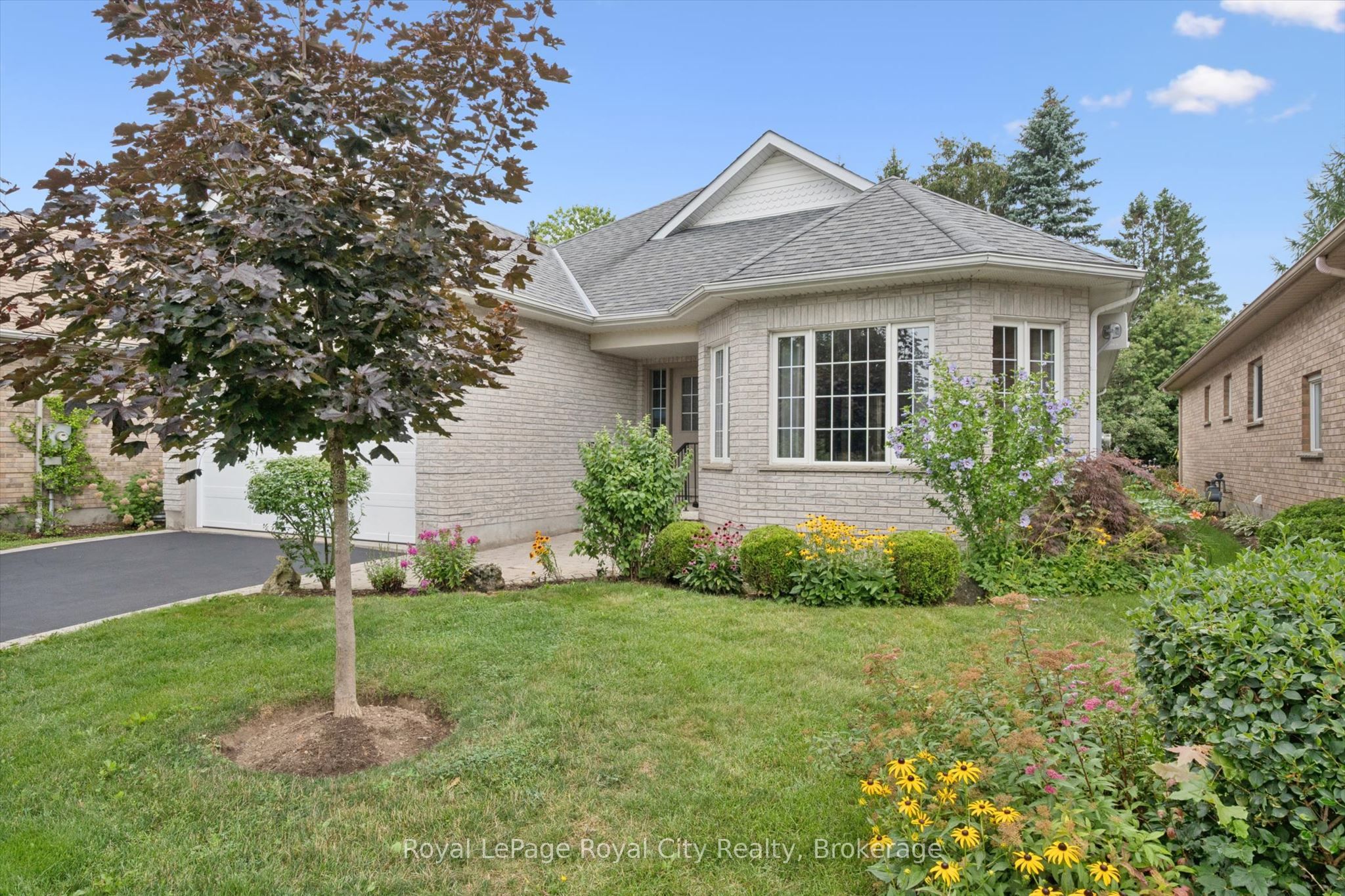 47 WHITE PINE Way, Guelph, ON N1G 4X7 photo 2