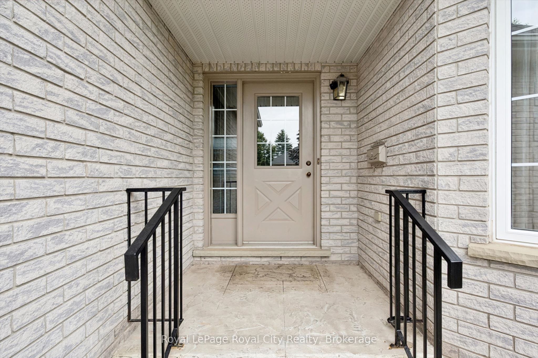 47 WHITE PINE Way, Guelph, ON N1G 4X7 photo 3