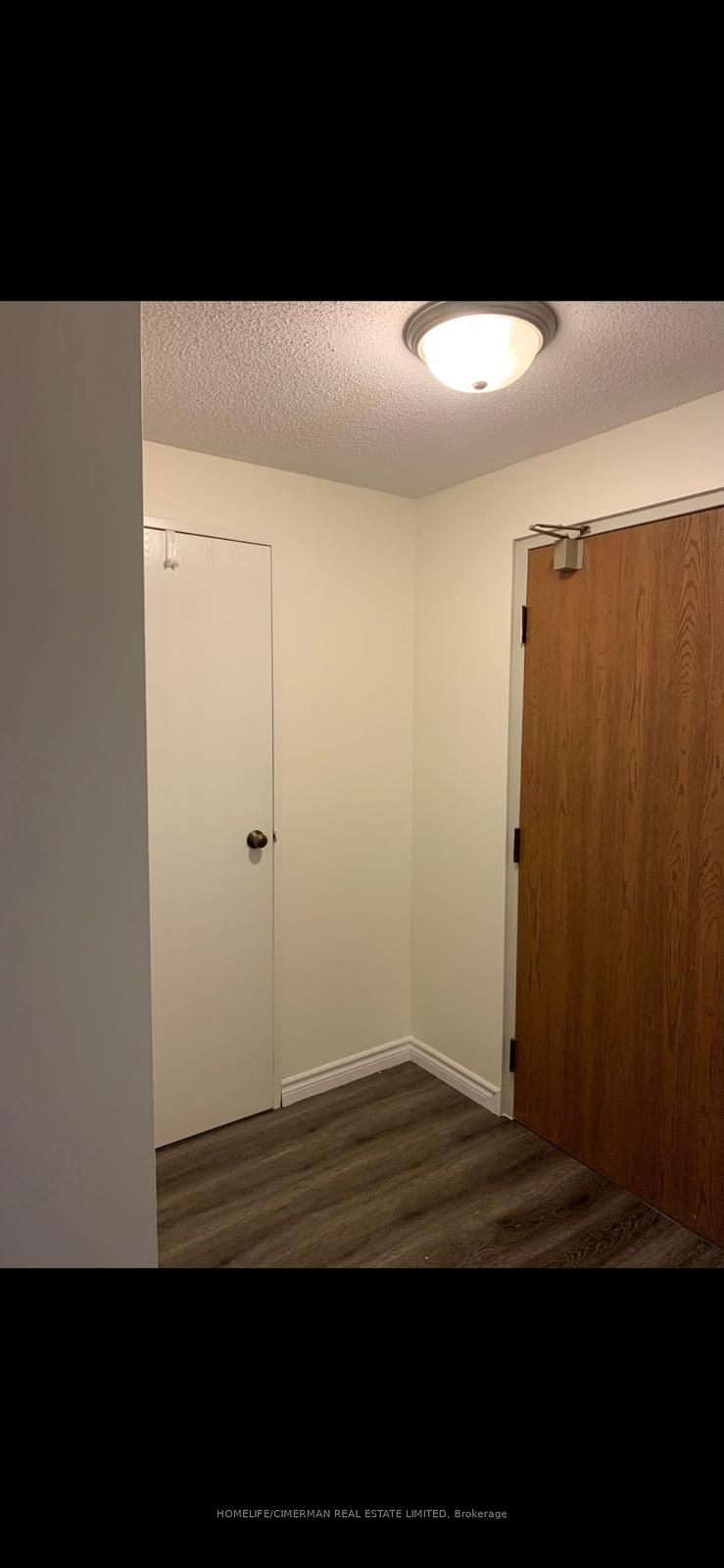 55 Green Valley Drive 804, Kitchener, ON N2P 1Z6 photo 4