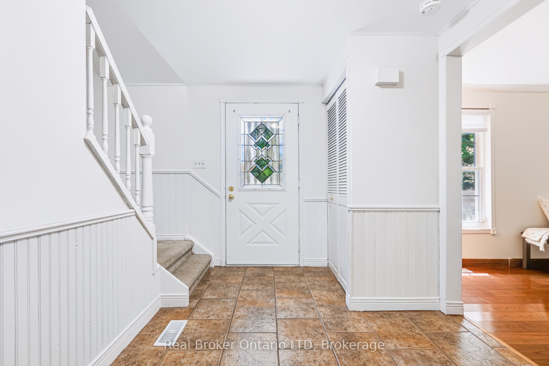 34 Peachtree Crescent, Cambridge, ON N1S 4W5 photo 4