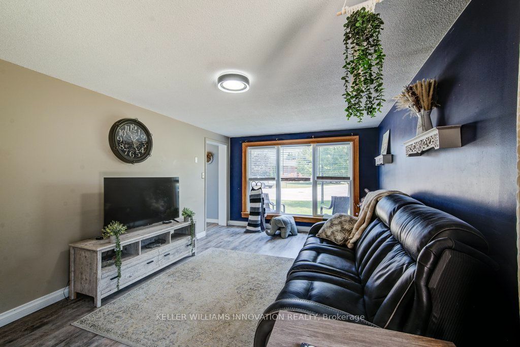 505 Briarwood Avenue, North Perth, ON N4W 3P9 photo 2