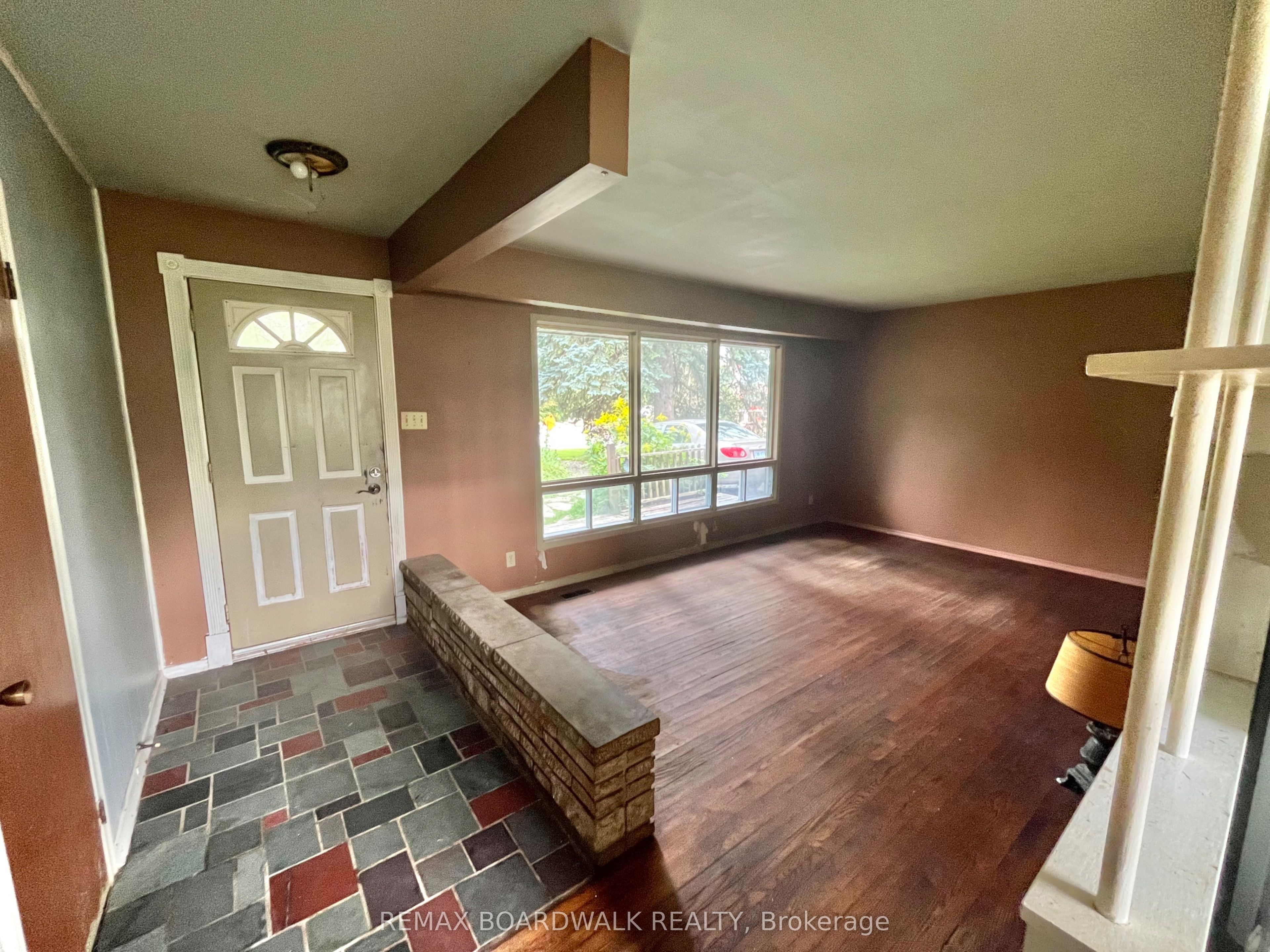 1363 Duford Drive, Orleans - Cumberland and Area, ON K1E 1E3 photo 4