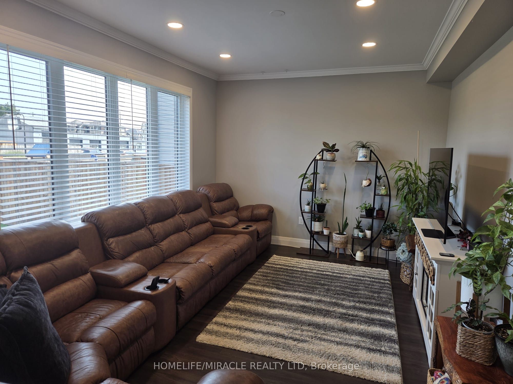 20 Esther Crescent, Thorold, ON L3B 5N5 photo 3