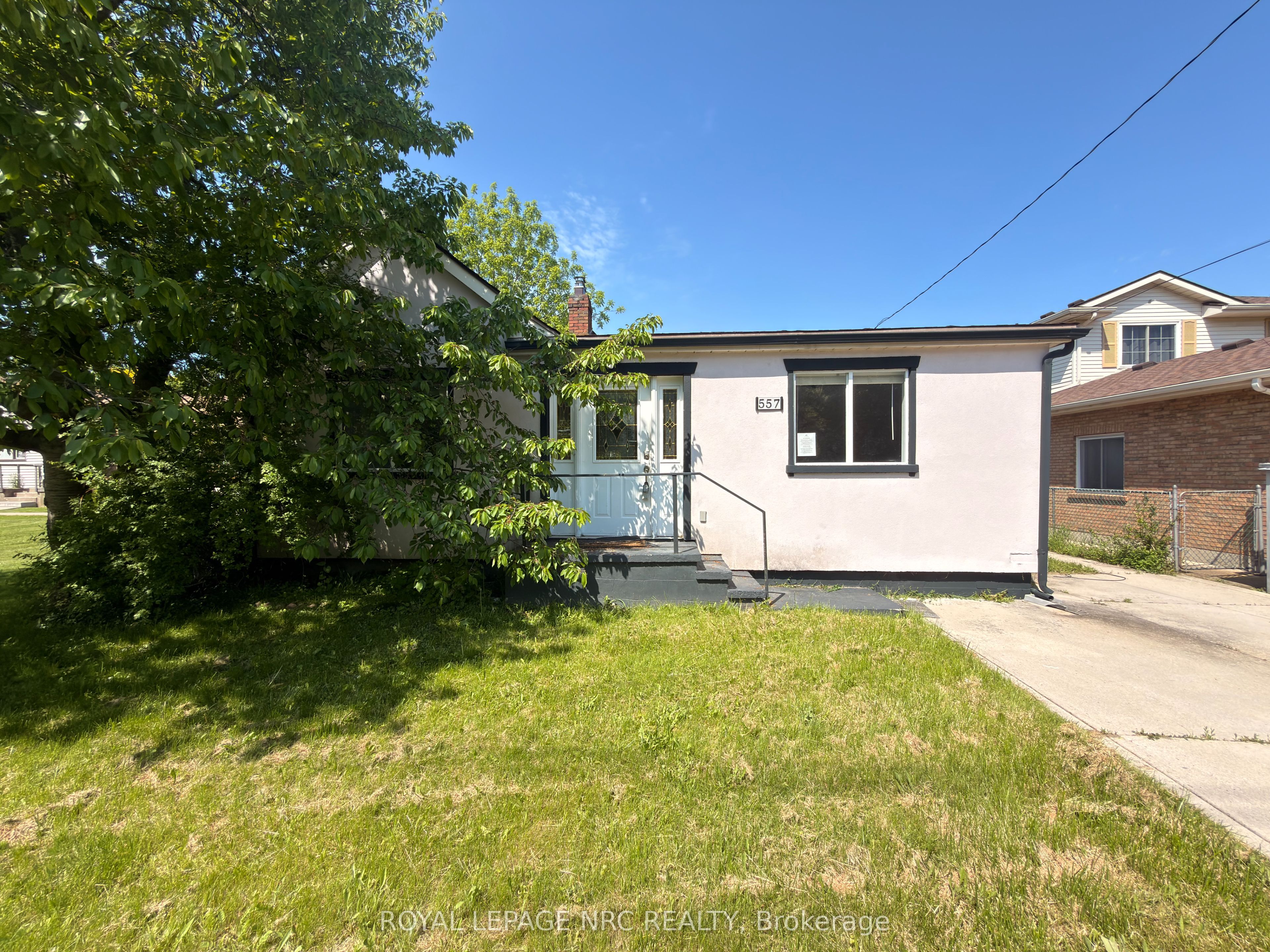557 Geneva Street, St. Catharines, ON L2N 2J1