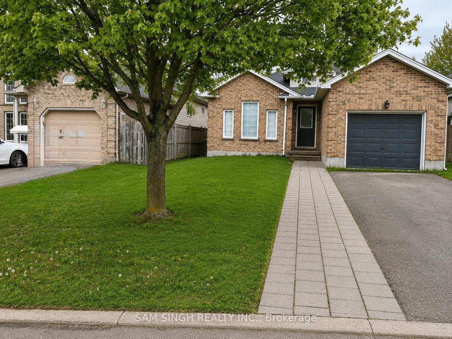 185 Thurman Circle, London East, ON N5V 4Z1 photo 2