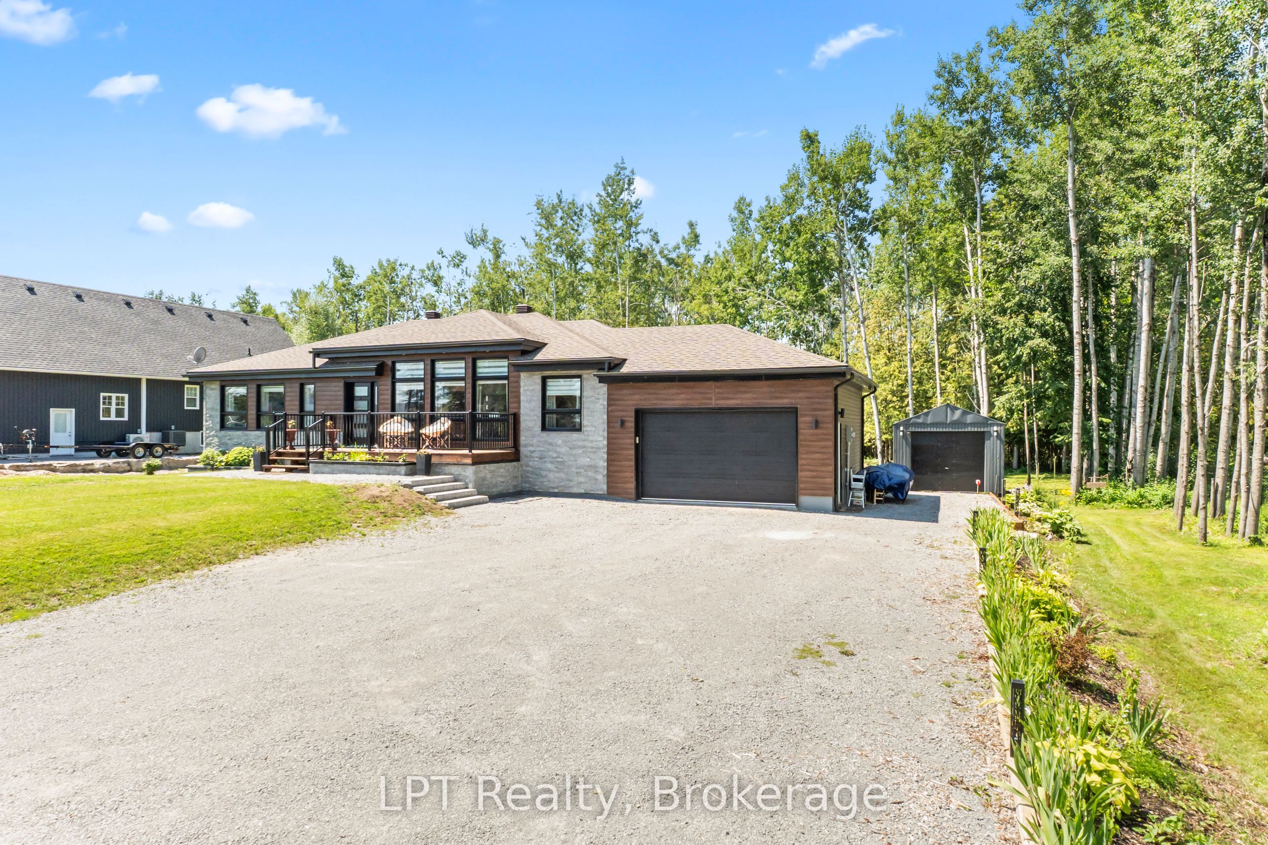 61 Pinewood Boulevard, Kawartha Lakes, ON K0M 2T0 photo 2