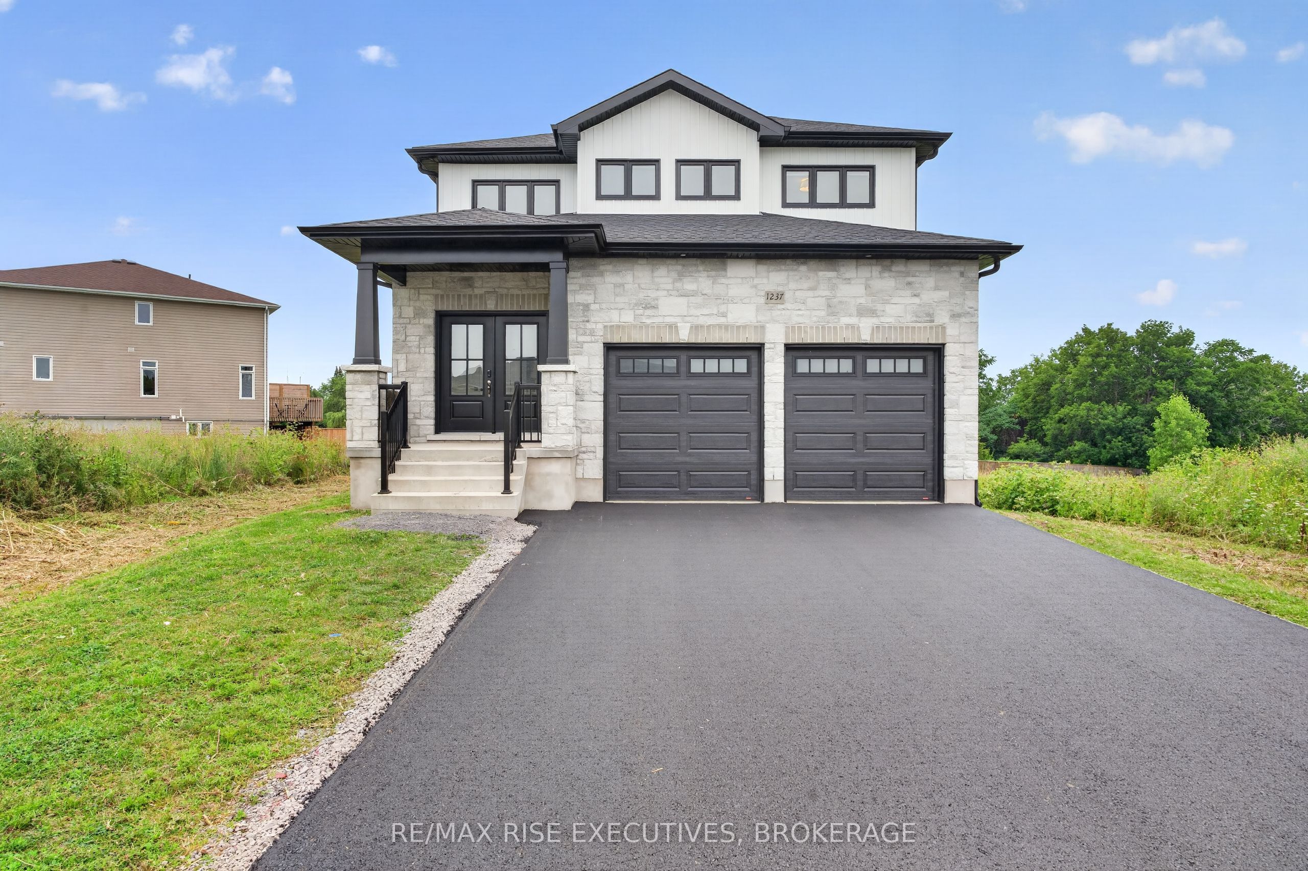 1237 Carfa Crescent, Kingston, ON K7P 0M7