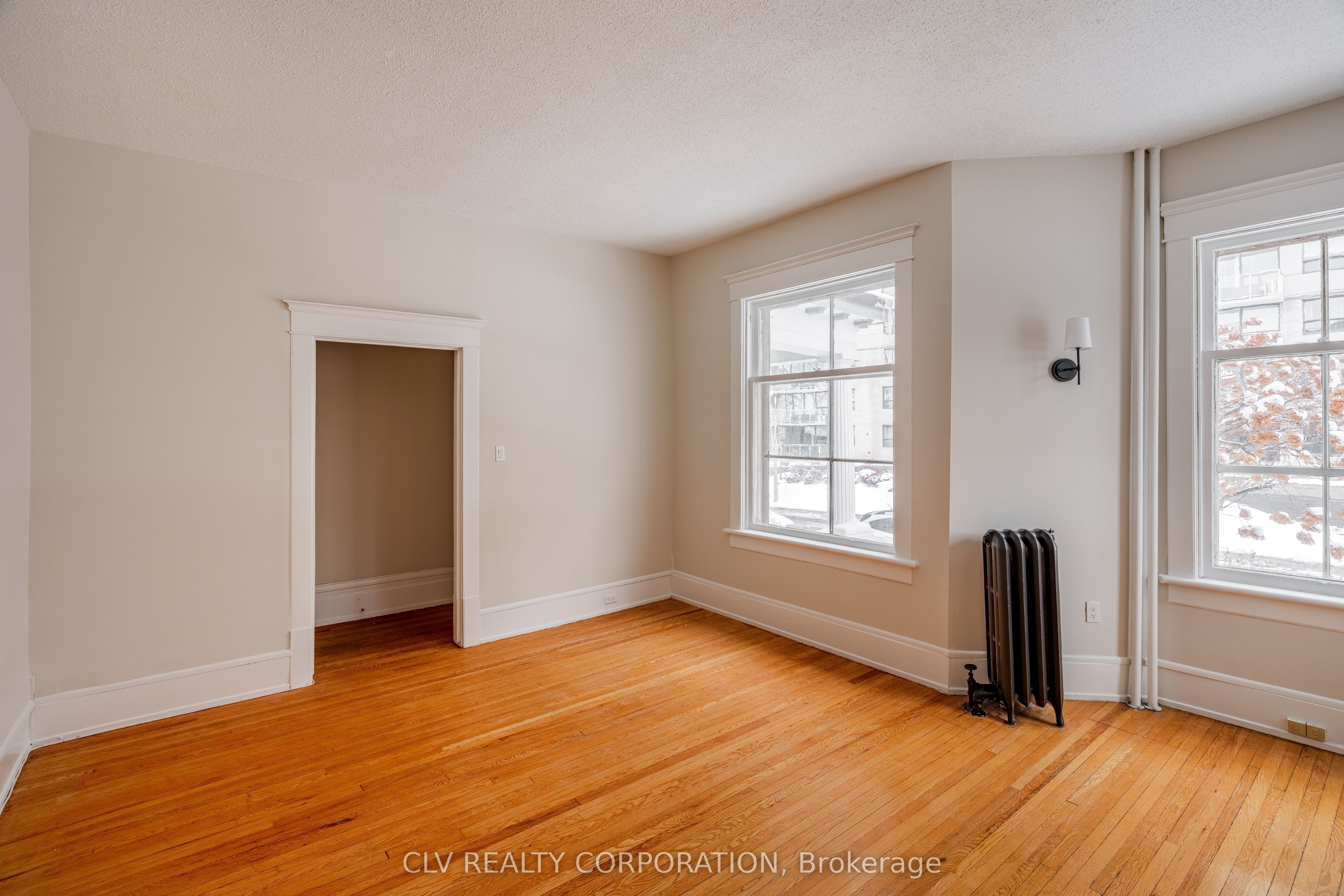 120 Wurtemburg Street 1, Lower Town - Sandy Hill, ON K1N 8M3
