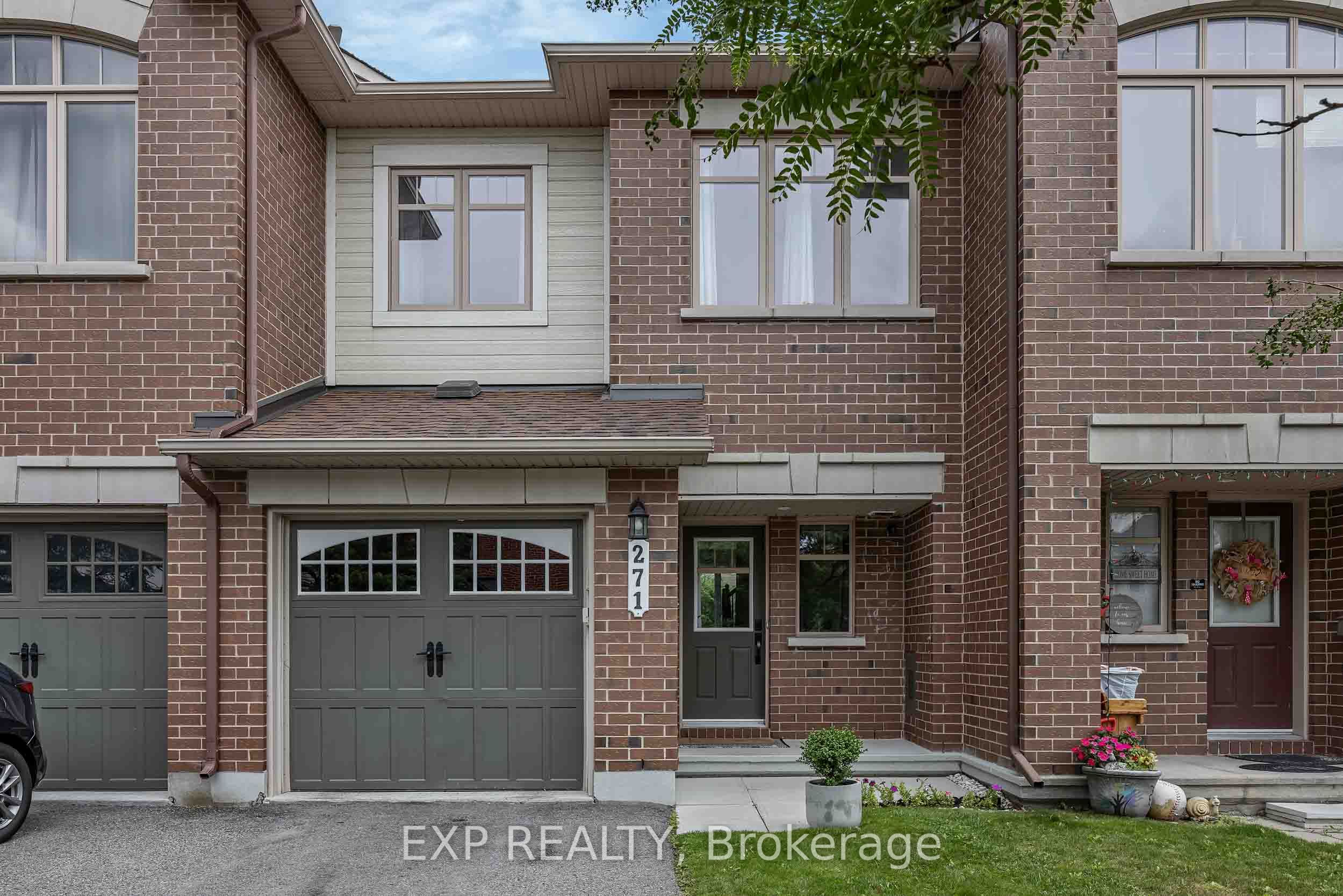 271 GARRITY Crescent, Barrhaven, ON K2J 3T6