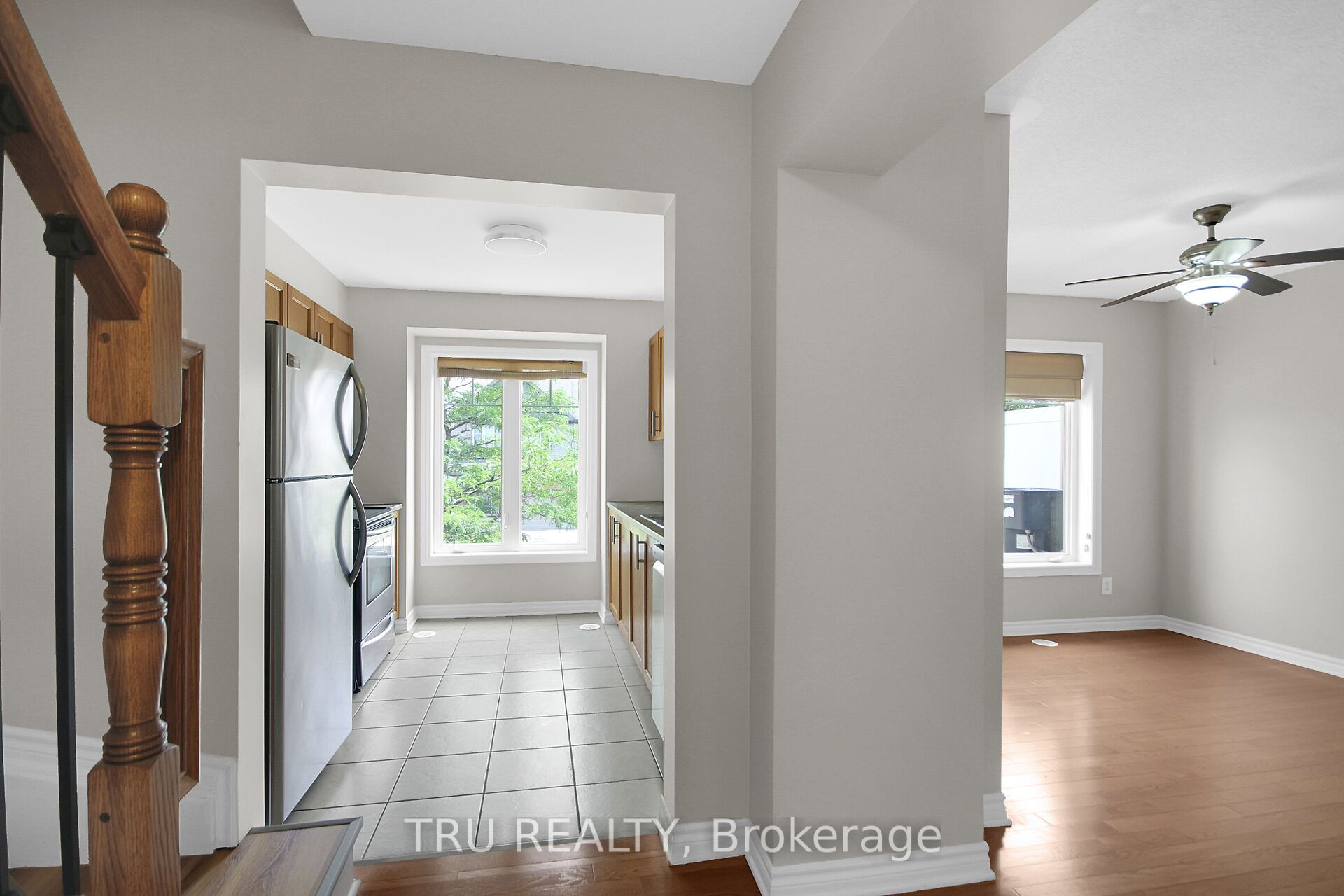 2505 Waterlilly Way, Barrhaven, ON K2J 0K2 photo 4