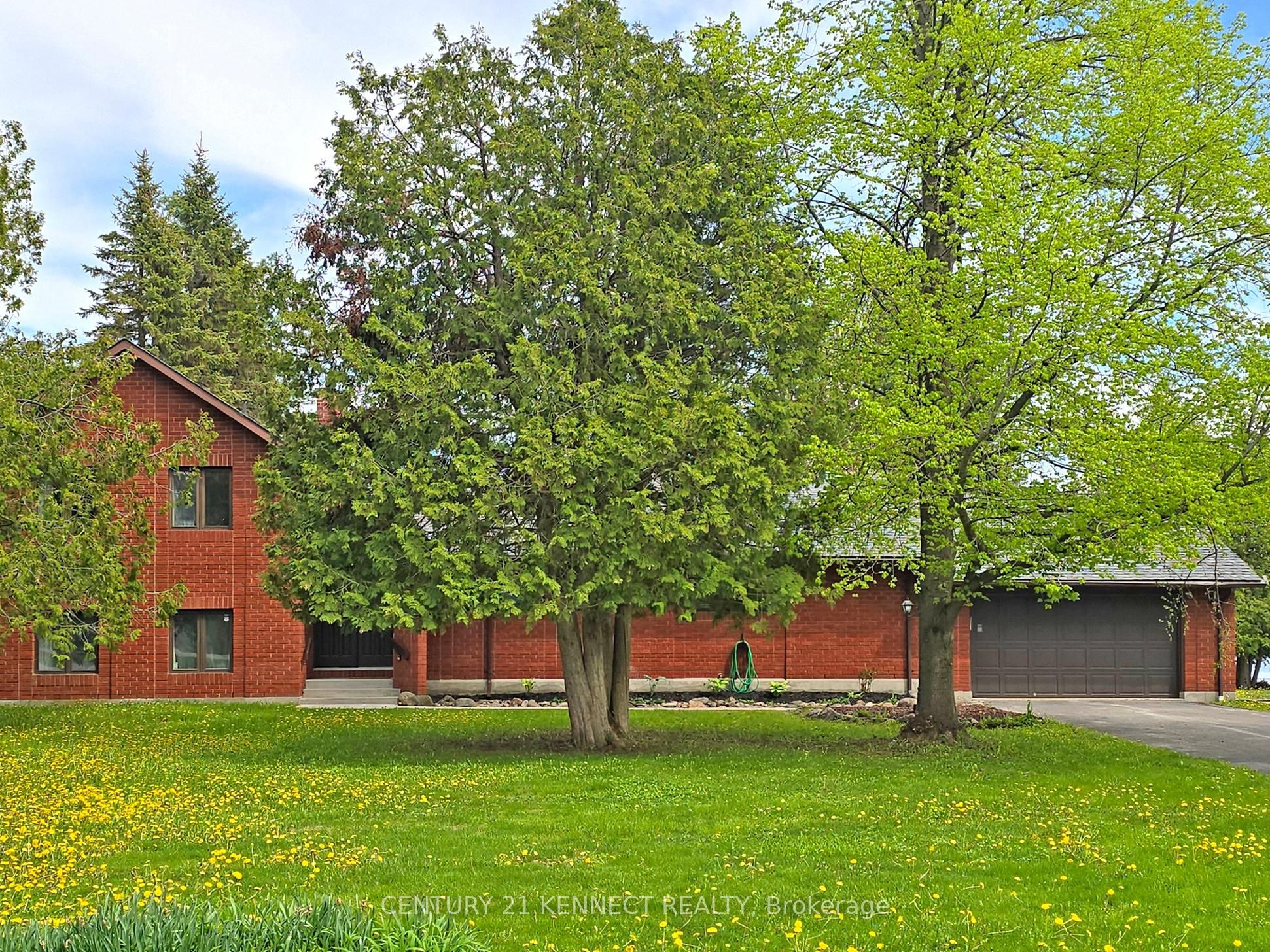 44 Pinewood Boulevard, Kawartha Lakes, ON K0M 2T0 photo 4