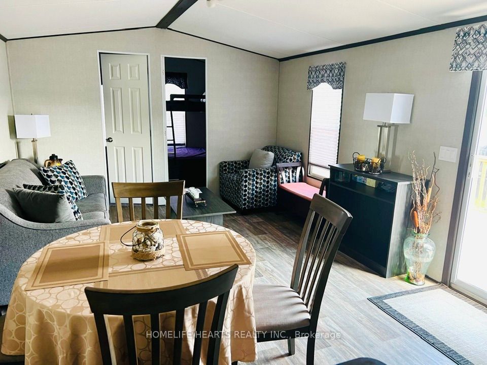 1235 Villiers Line 114 Forest Drive, Otonabee-South Monaghan, ON K0L 2G0 photo 5