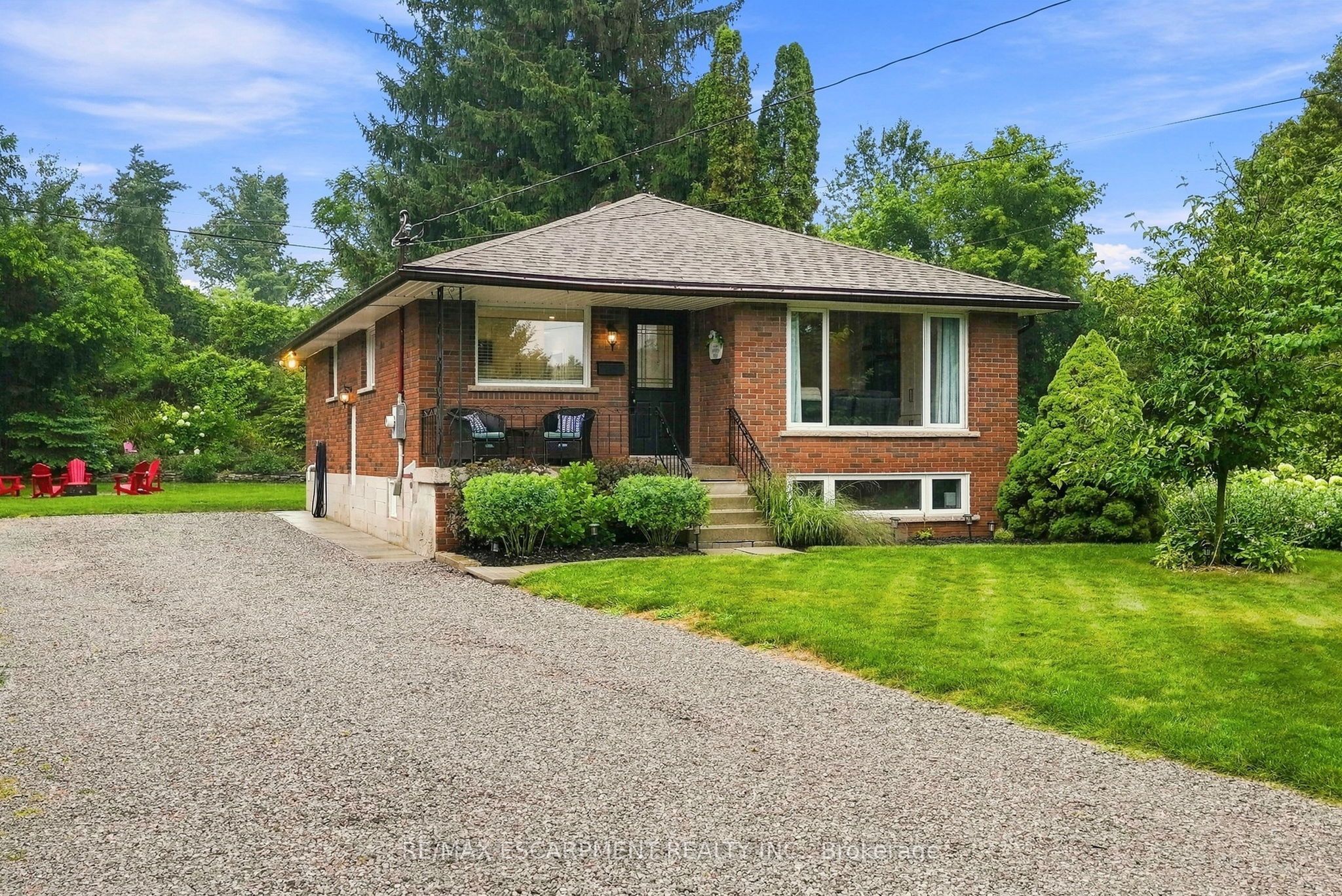 10 Taylor Crescent, Hamilton, ON L9H 6B3 photo 3