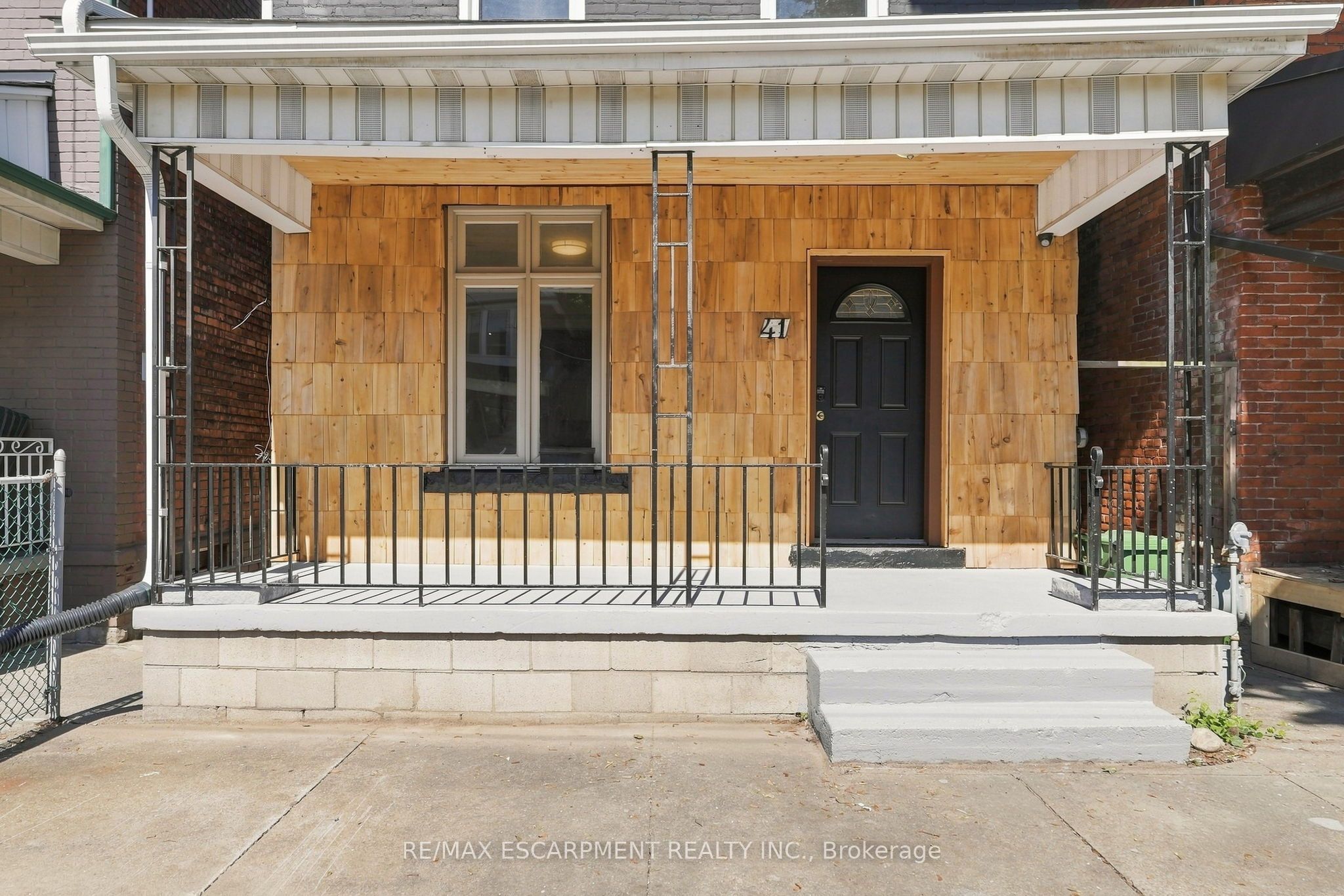 41 BARNESDALE Avenue N, Hamilton, ON L8L 6R7 photo 3