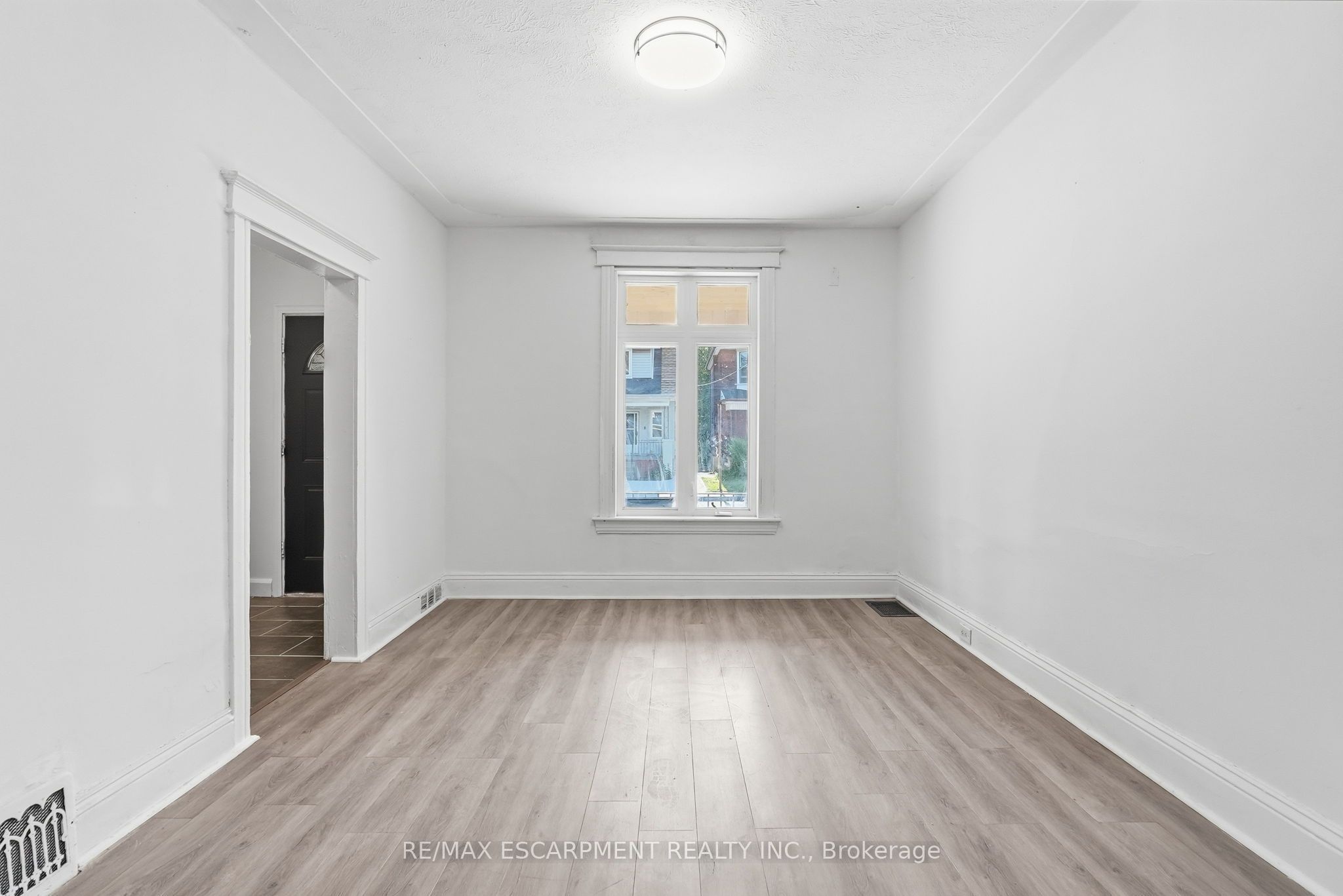 41 BARNESDALE Avenue N, Hamilton, ON L8L 6R7 photo 5