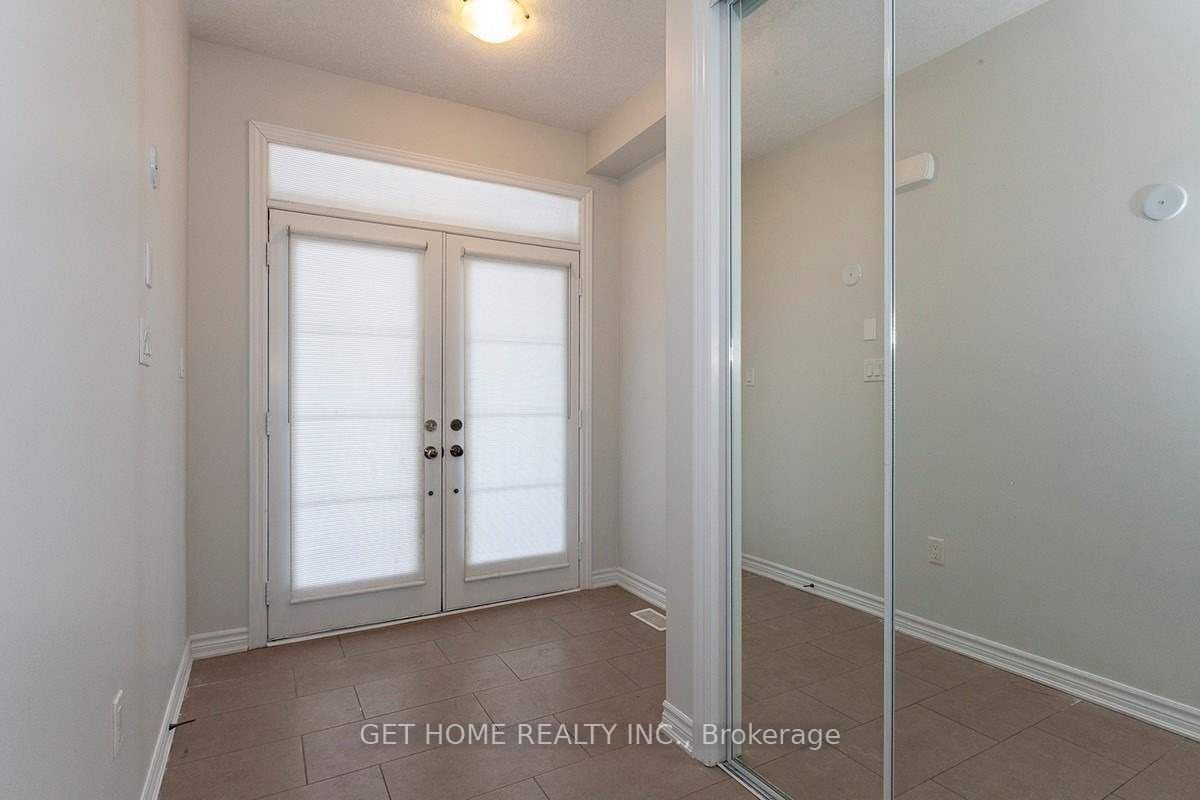 57 West Glen Avenue, Hamilton, ON L8J 0H9 photo 2