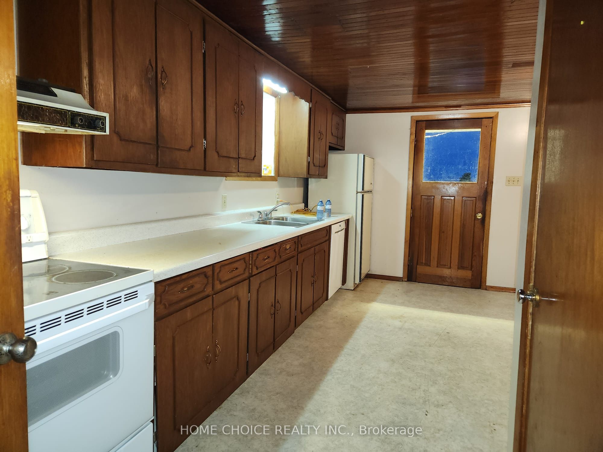 4893 Old Highway 2 Highway, Belleville, ON K8V 1M1 photo 4