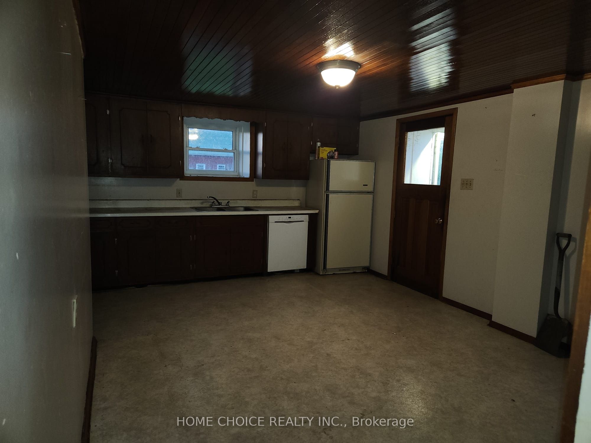 4893 Old Highway 2 Highway, Belleville, ON K8V 1M1 photo 5