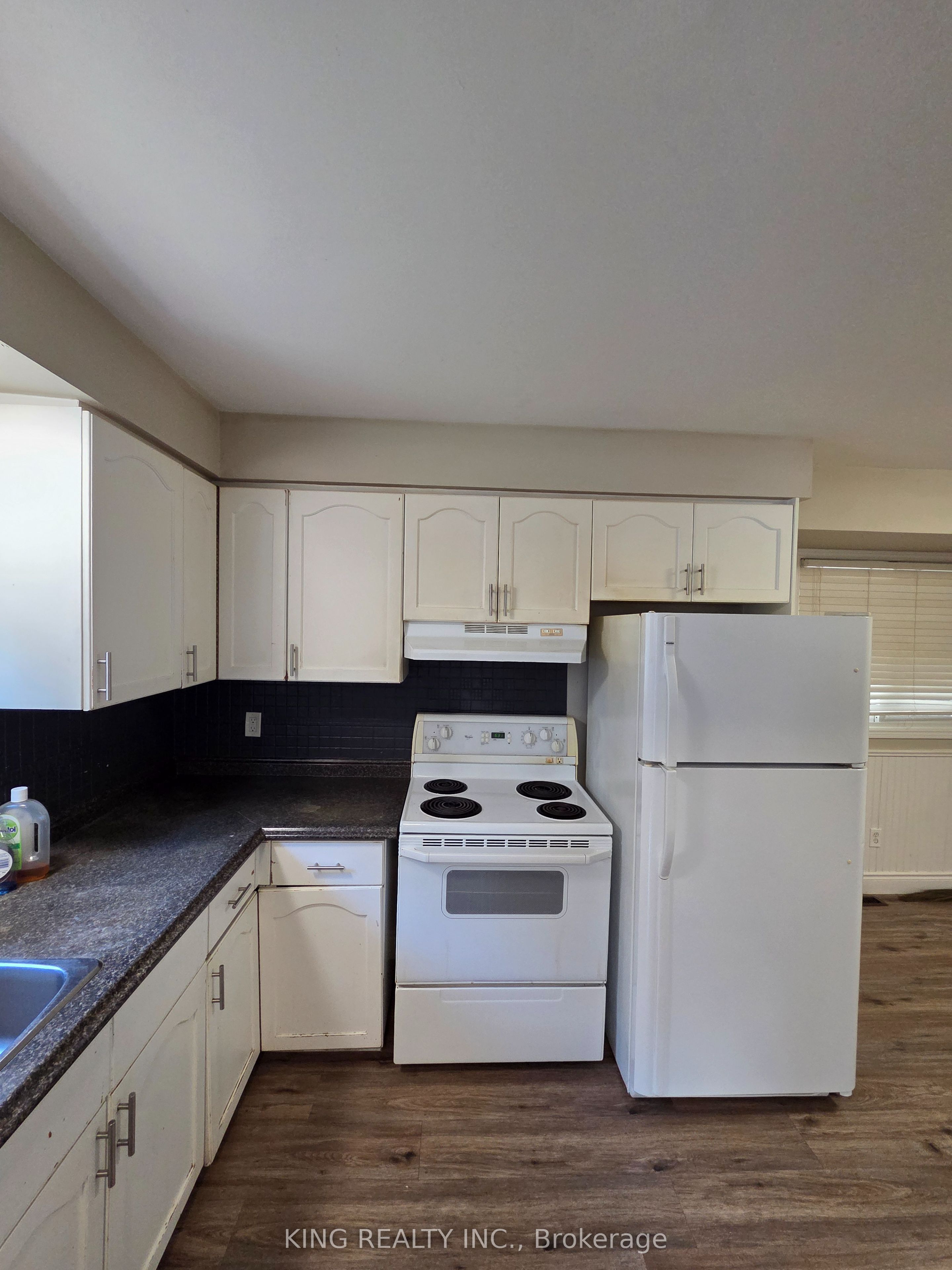 287 PORTSMOUTH Crescent E, London East, ON N5V 4E1 photo 2