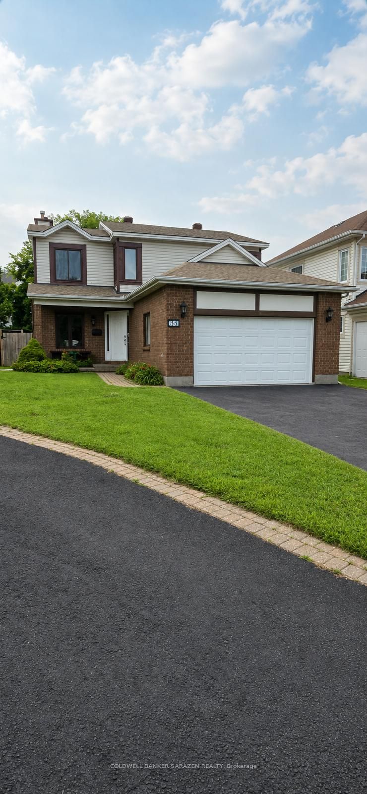 55 Bramblegrove Crescent, Hunt Club - South Keys and Area, ON K1T 3G2