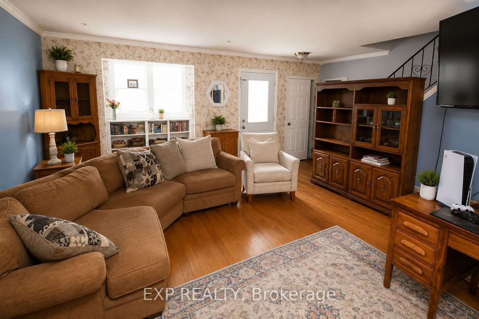 110 Purdy Road, Loyalist, ON K0H 1G0 photo 2