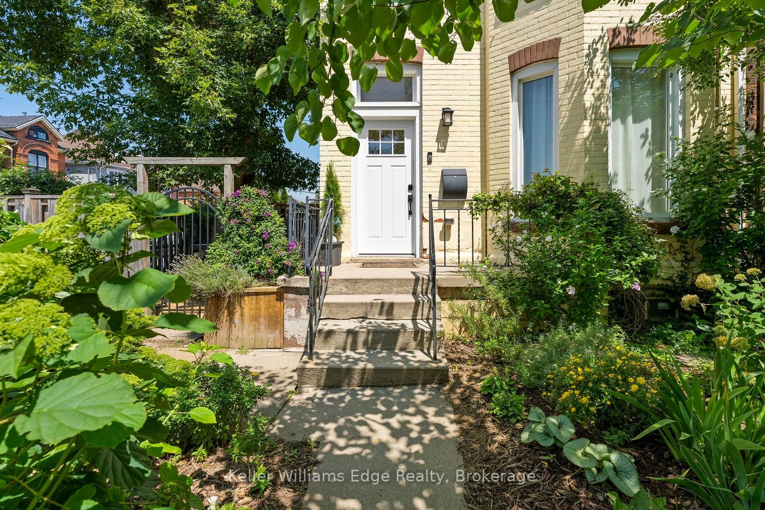467 King William Street, Hamilton, ON L8L 1R2 photo 2