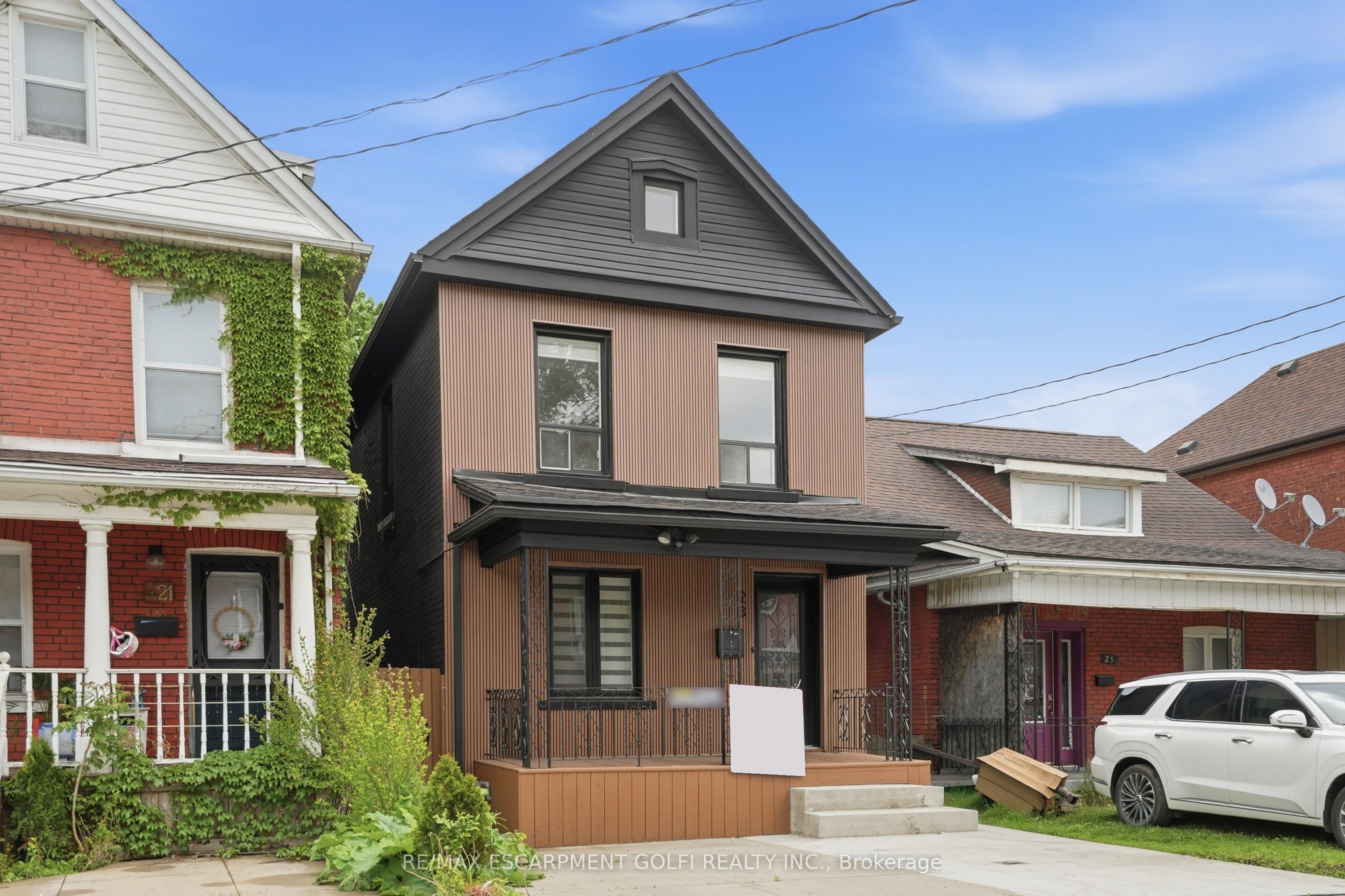 23 Edward Street, Hamilton, ON L8L 2V2 photo 2