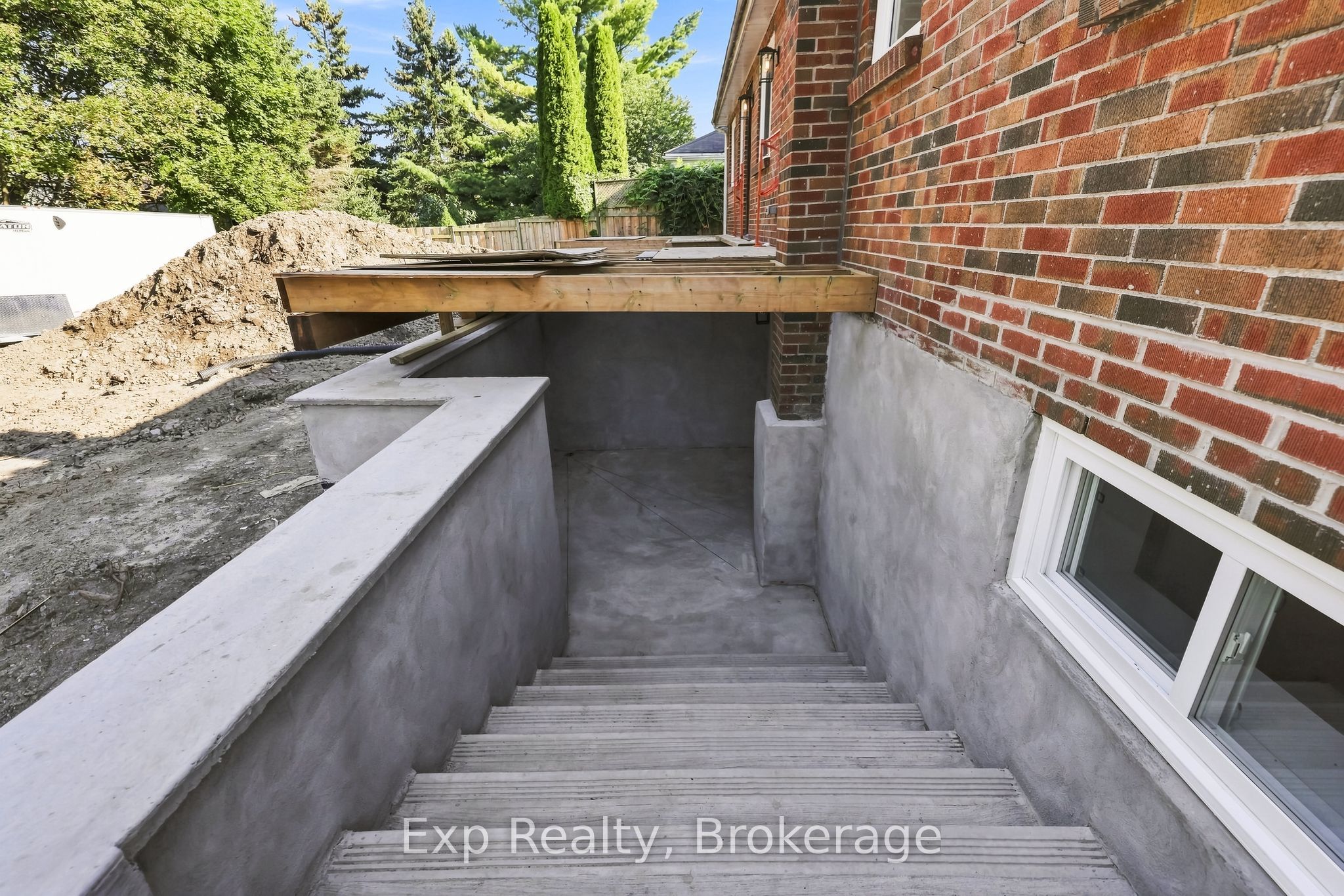 372 Major Street C, Cobourg, ON K9A 4C7 photo 3