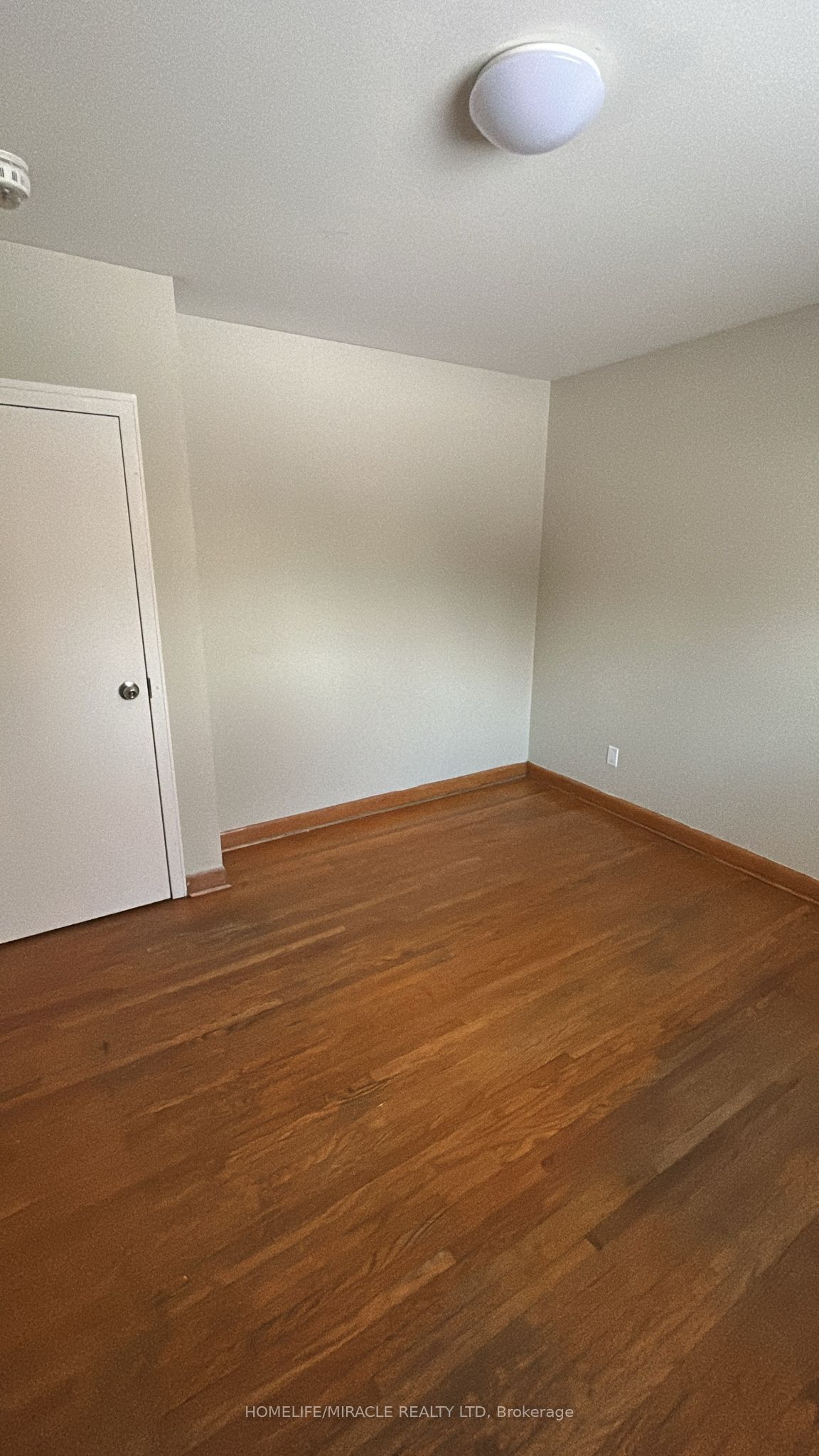26 Glengarry Road Upper, St. Catharines, ON L2T 2V2 photo 5