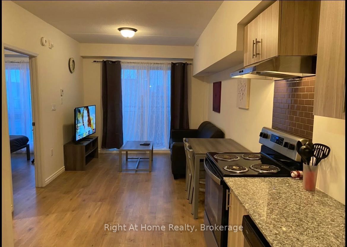275 LARCH Street B602, Waterloo, ON N2H 0J2 photo 3