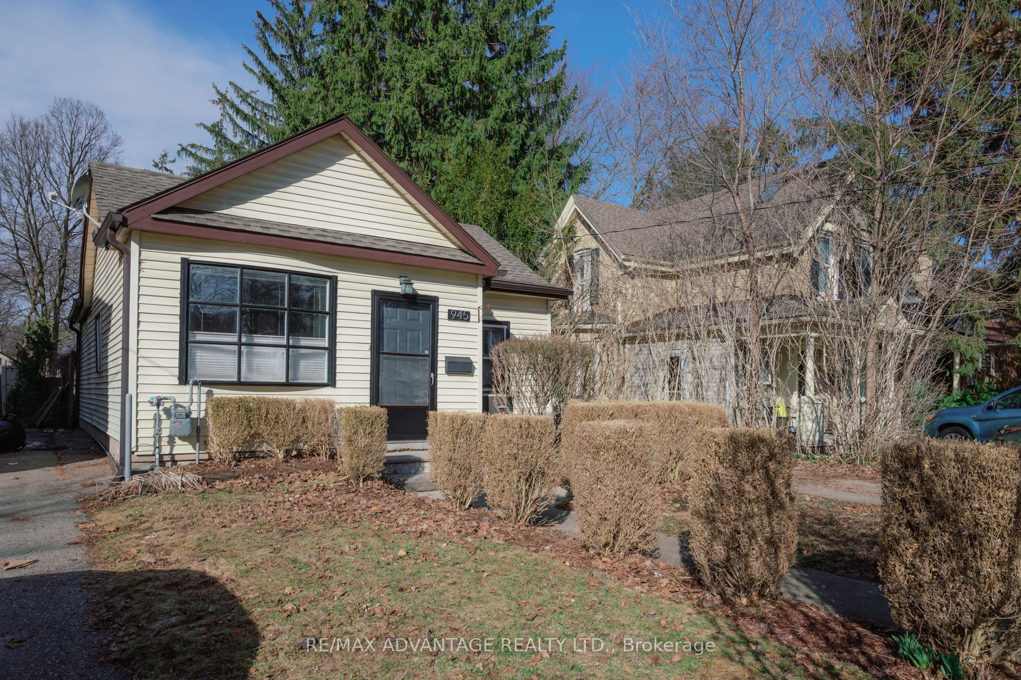 945 Colborne Street, London East, ON N6A 4A5 photo 3