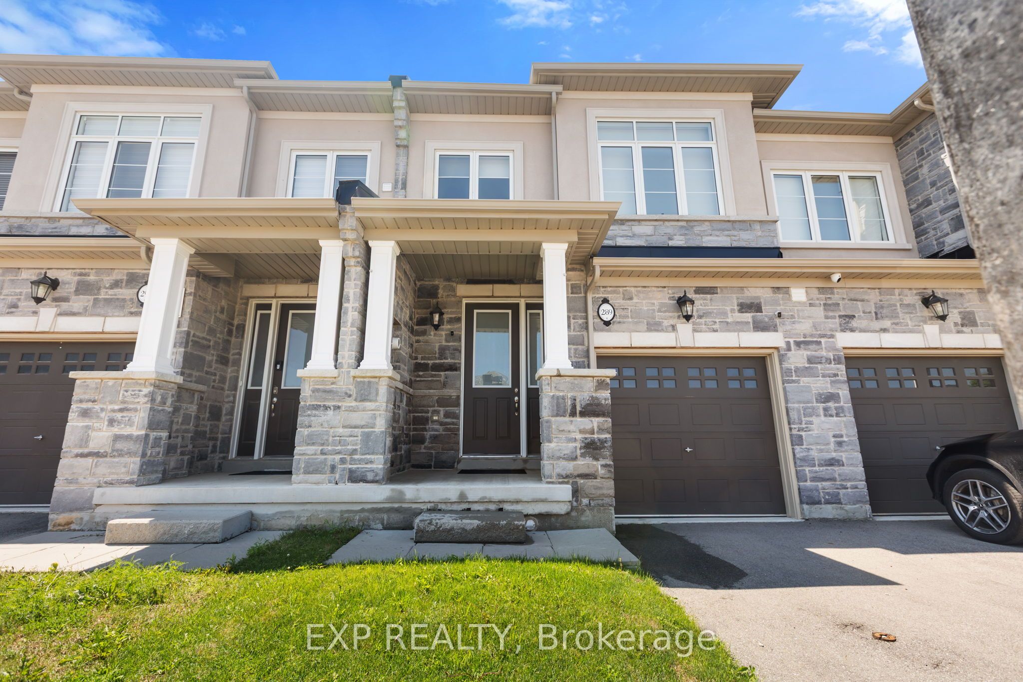 289 Raymond Road, Hamilton, ON L9K 0H8 photo 2