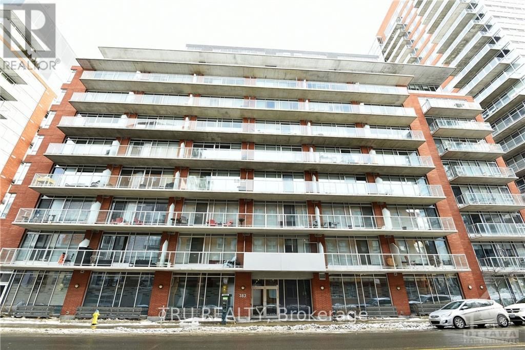 383 Cumberland Street 412, Lower Town - Sandy Hill, ON K1N 1J7 photo 2