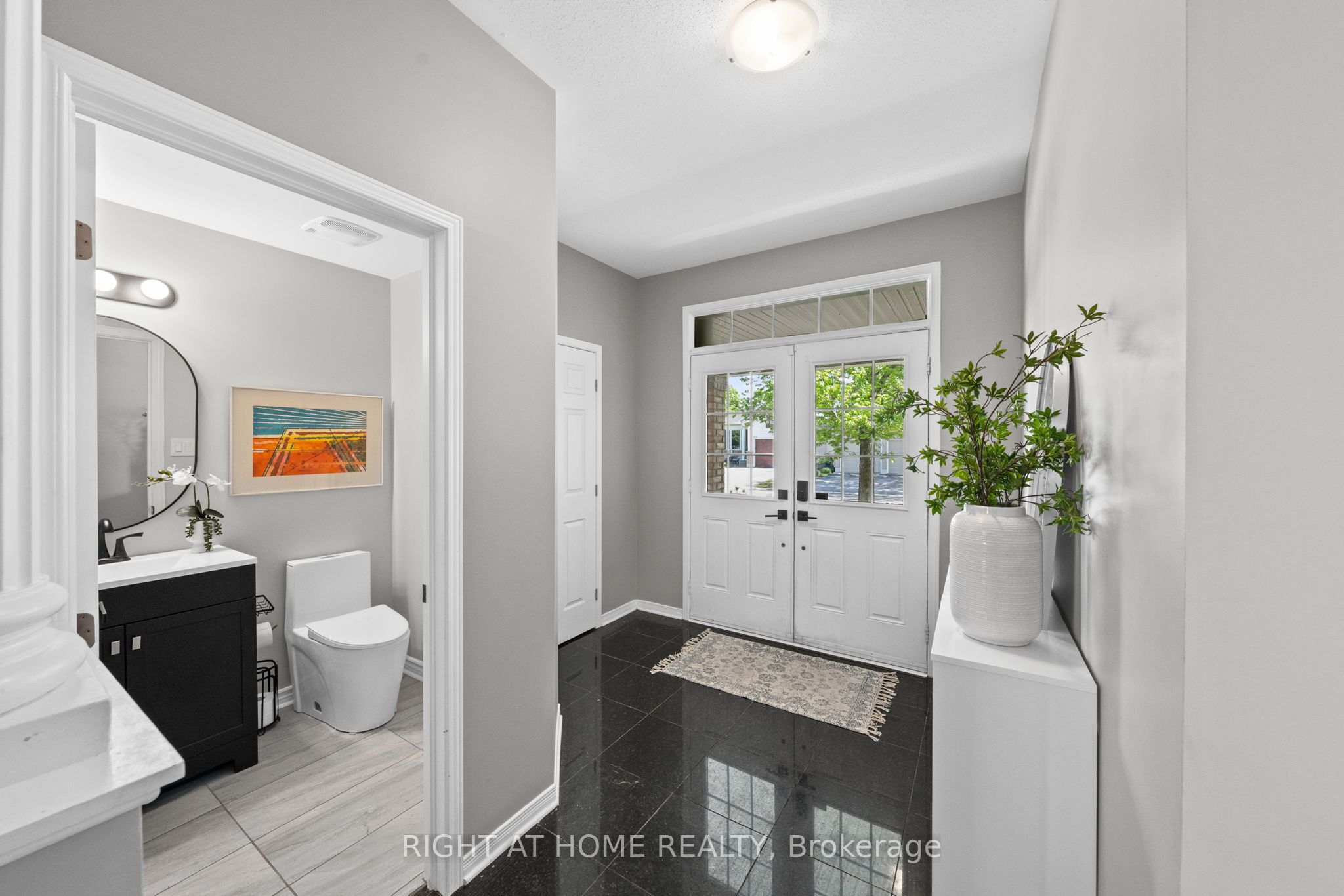 517 STONECHURCH Way, Barrhaven, ON K2J 0C6 photo 4