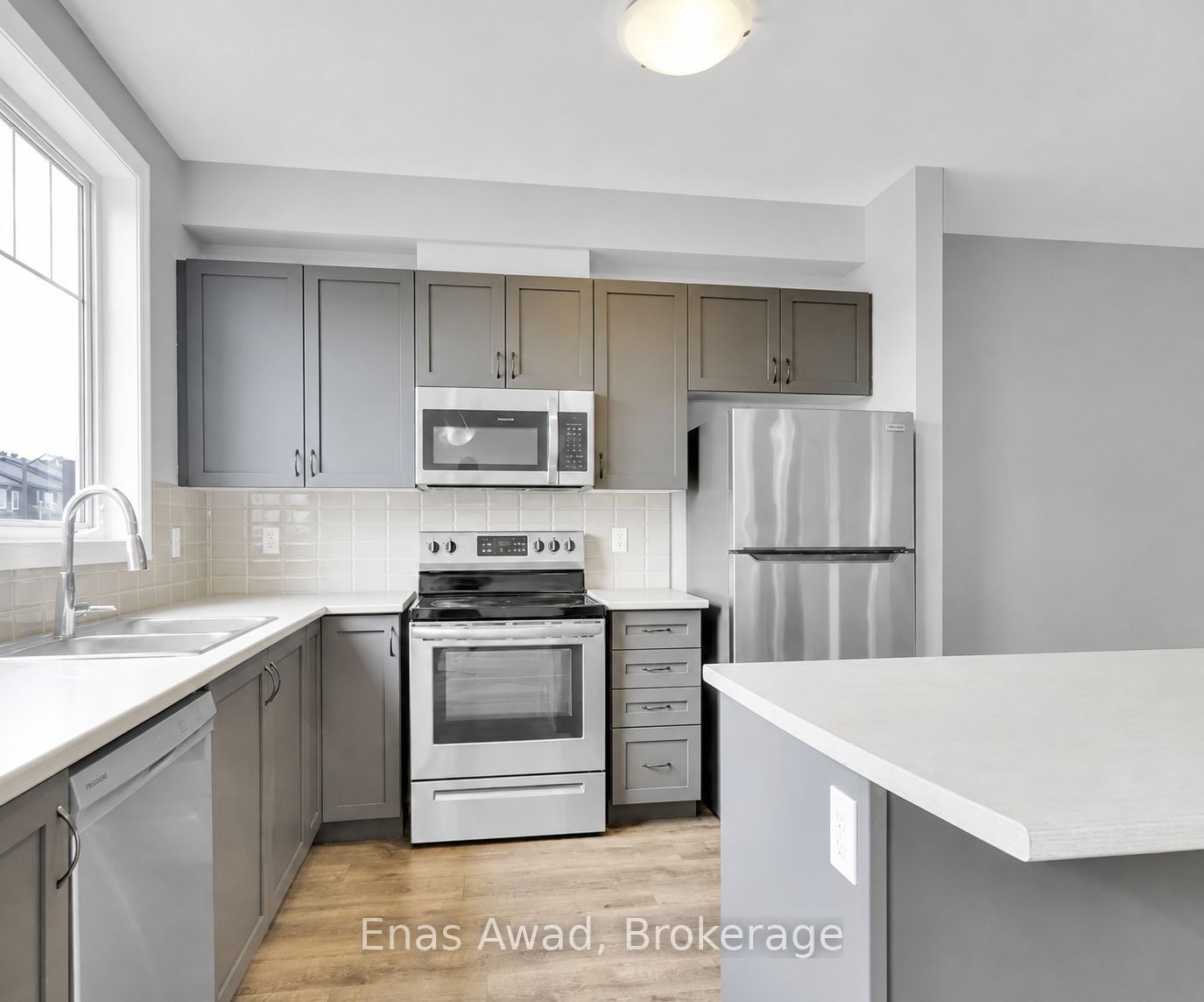 44 Teelin Circle 1, Barrhaven, ON K2C 3H2 photo 5