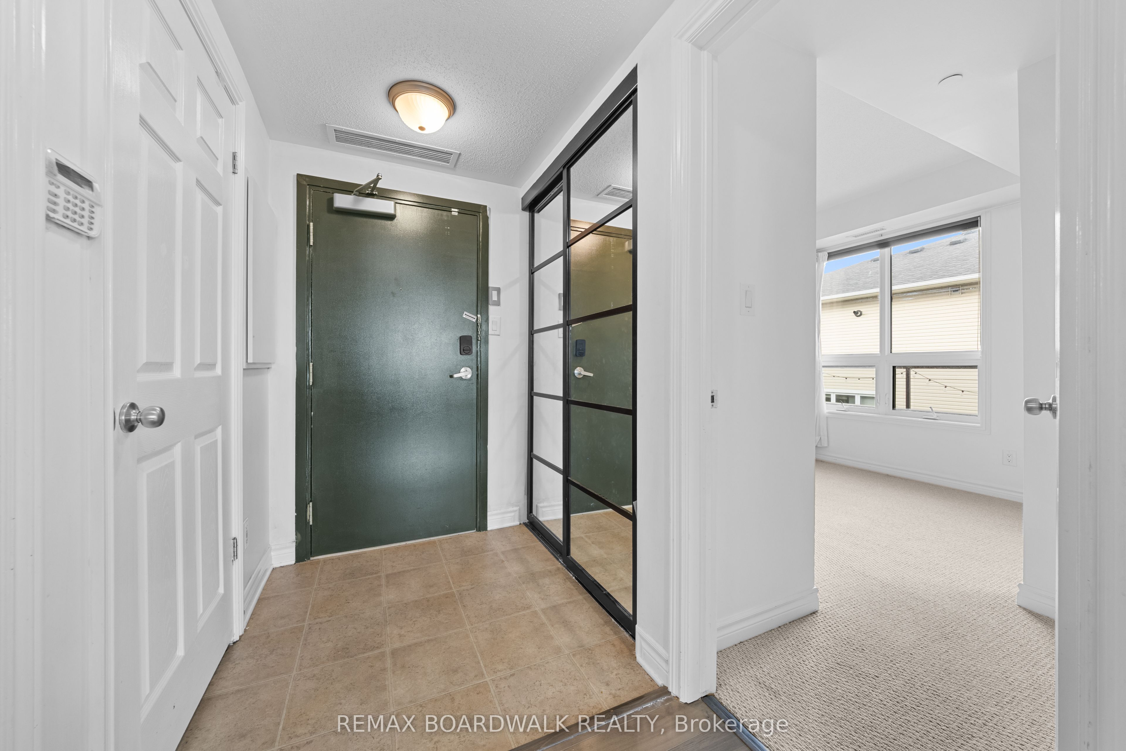 760 Chapman Mills Drive 302, Barrhaven, ON K2J 3V2 photo 3