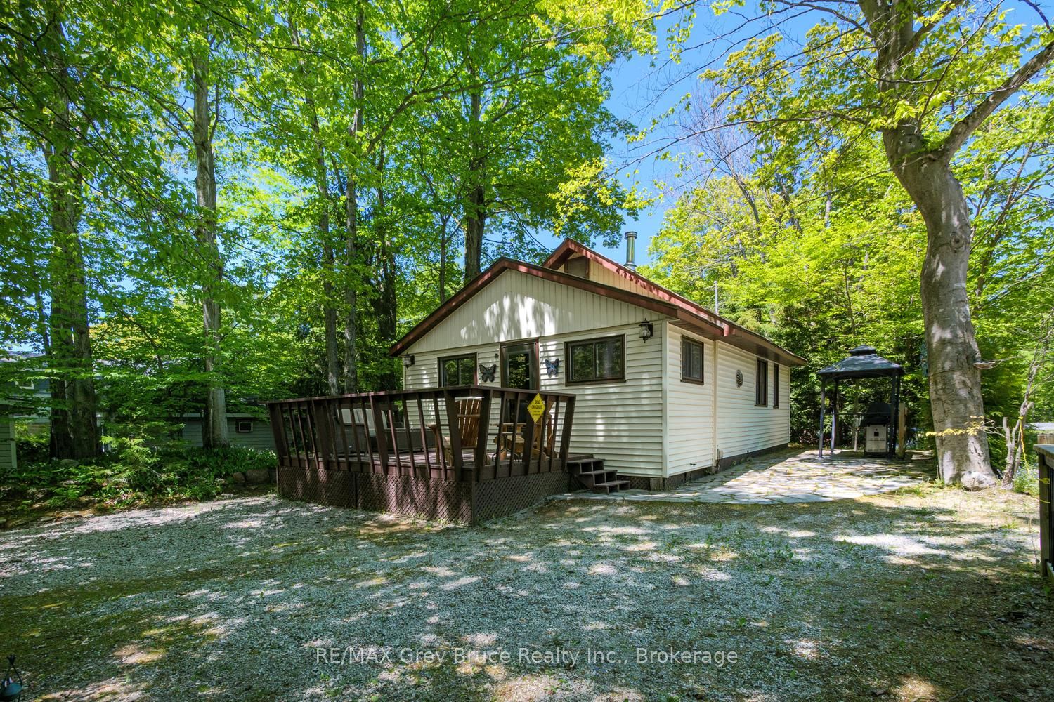 112 Symon Avenue, South Bruce Peninsula, ON N0H 2T0 photo 3