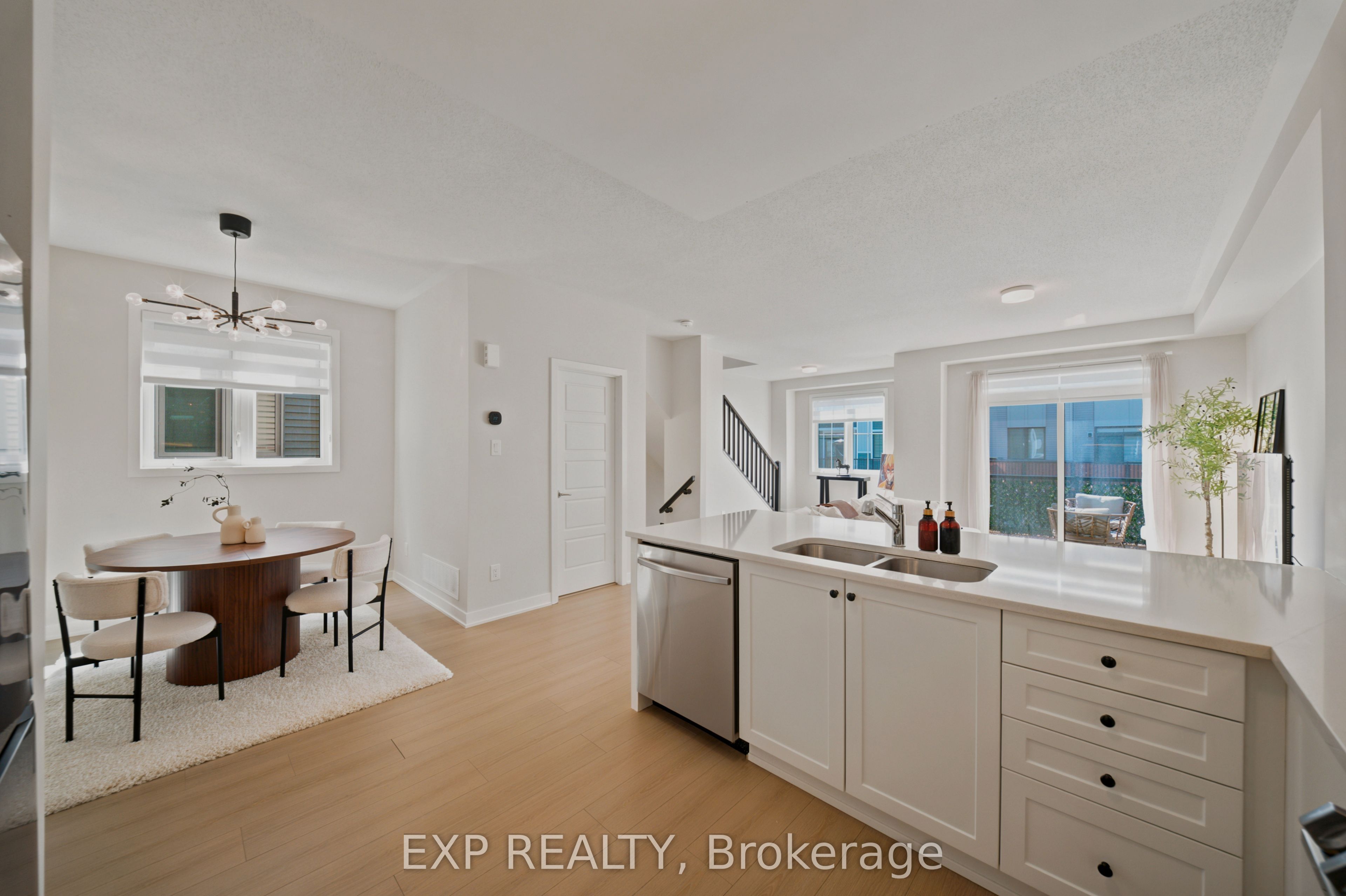 69 Lignite Private, Barrhaven, ON K2J 7J4 photo 5