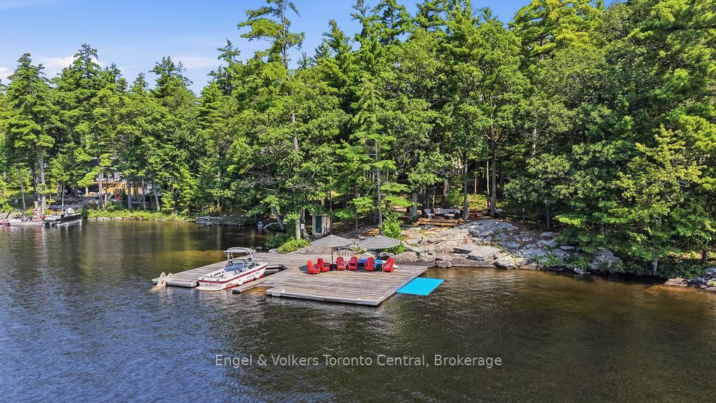 726 Browning Island, Bracebridge, ON P1L 1X2 photo 2