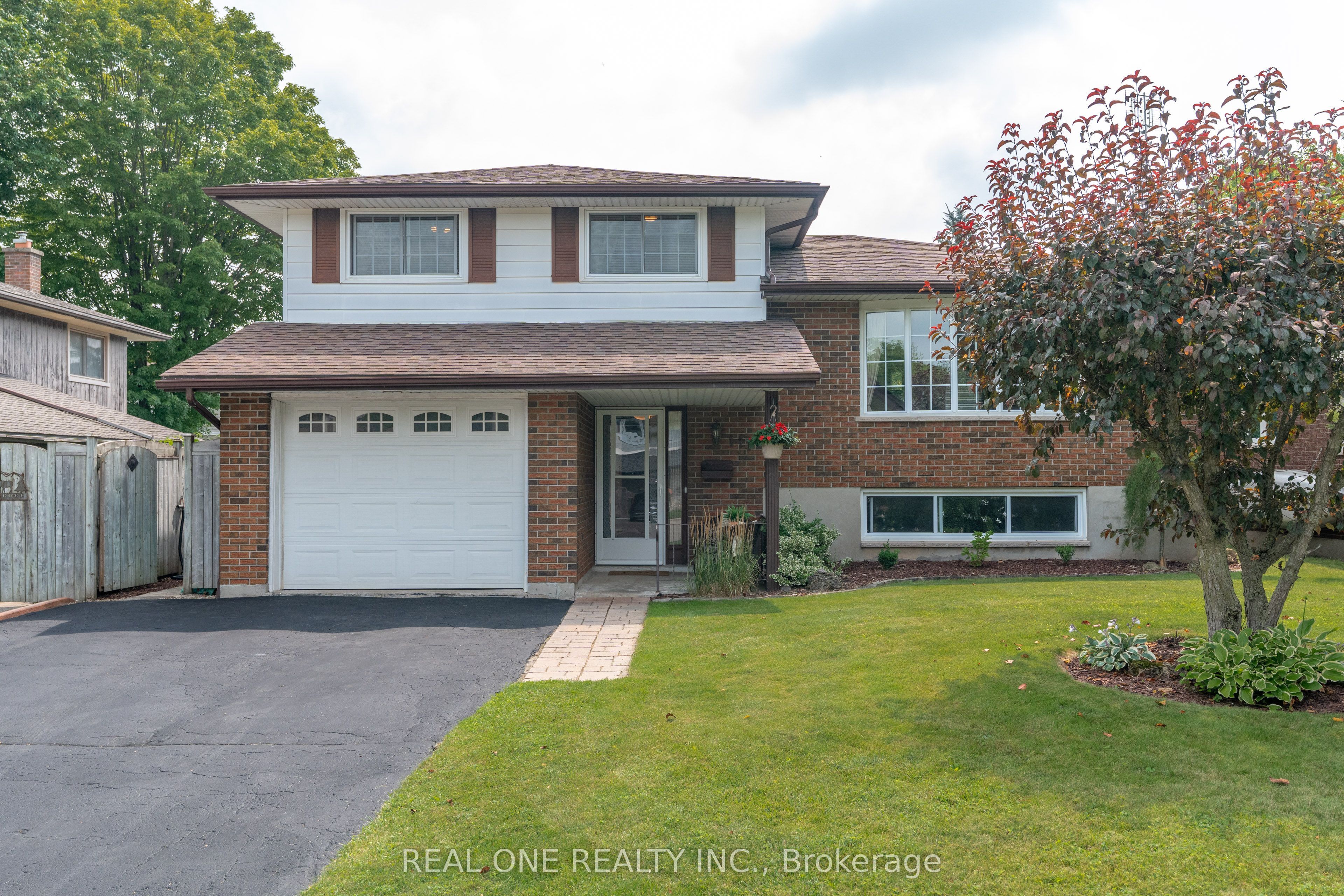 111 Glenburnie Drive, Guelph, ON N1E 4C9 photo 2