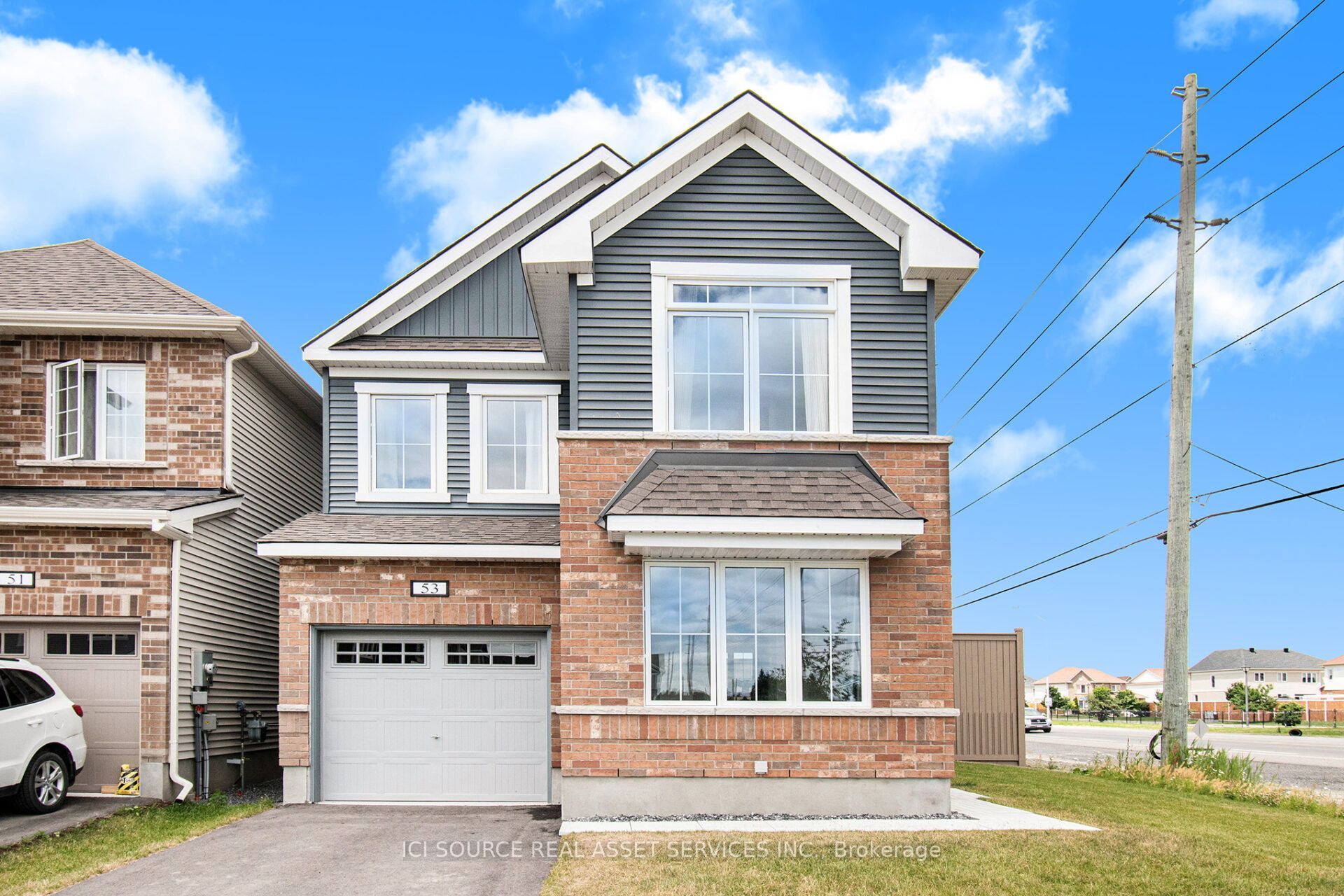 53 Mudminnow Crescent, Orleans - Cumberland and Area, ON K4A 5H9 photo 2