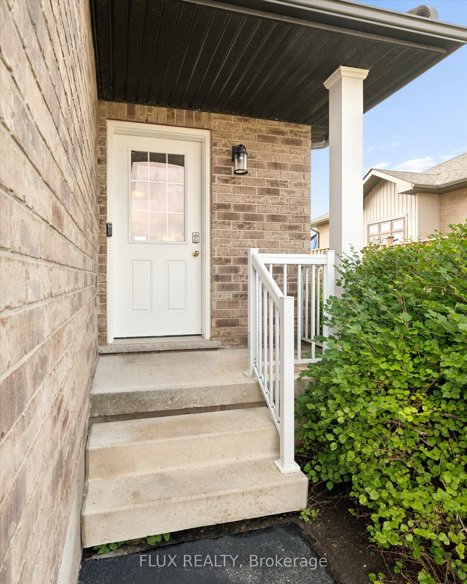 1389 Countrystone Drive, Waterloo, ON N2N 3R8 photo 4