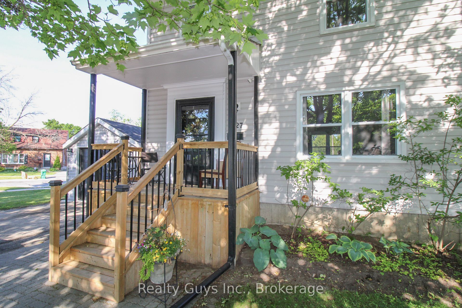 727 Chesterfield Avenue, Peterborough, ON K9H 4Y1 photo 5