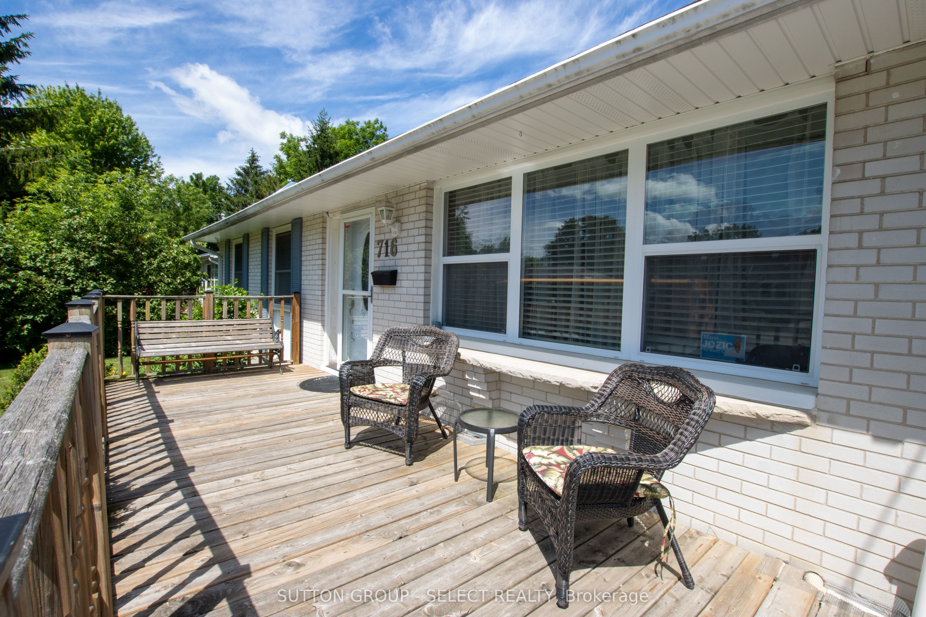 716 Monsarrat Avenue, London East, ON N5Y 4M9 photo 2