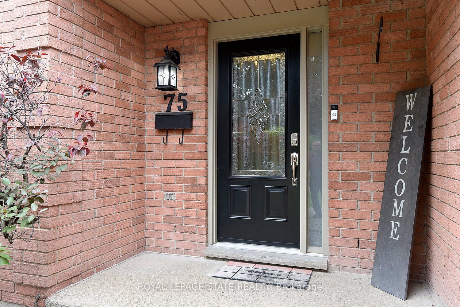 75 Josephine Drive, Hamilton, ON L9B 2B7 photo 3